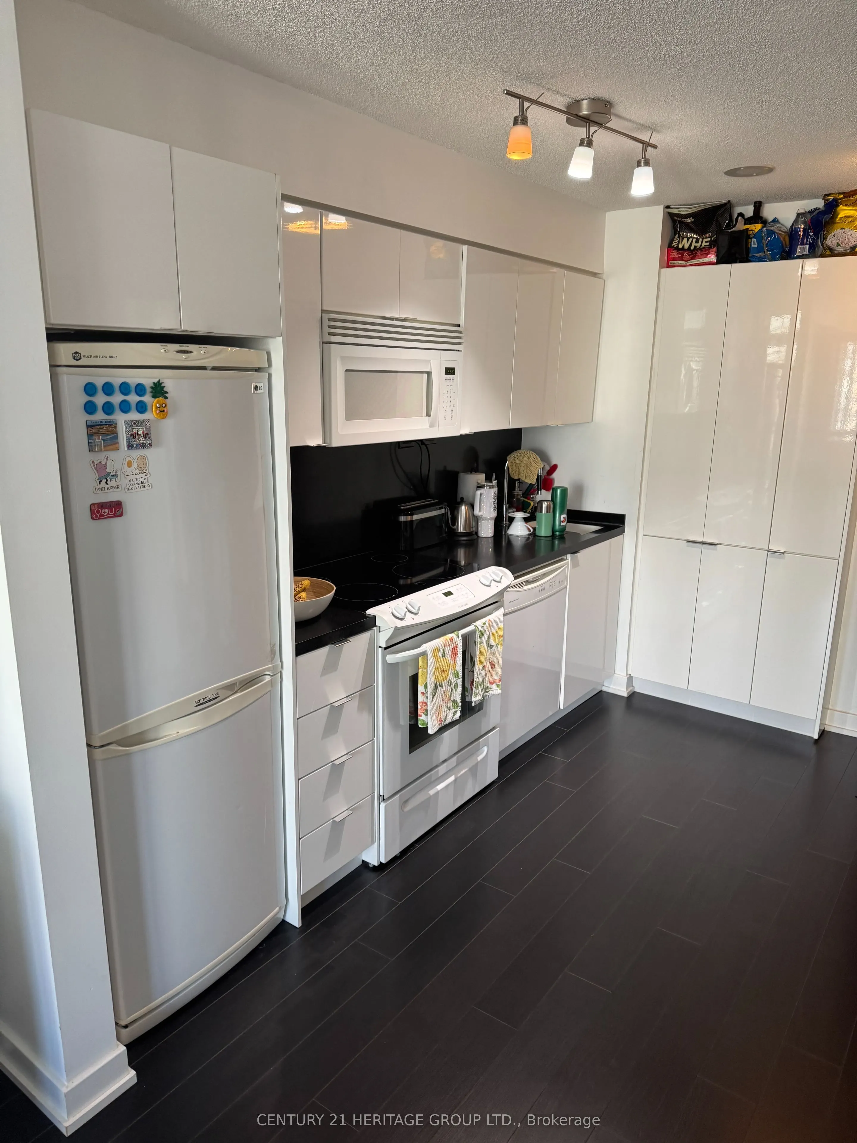 15 Iceboat Terrace, #1805