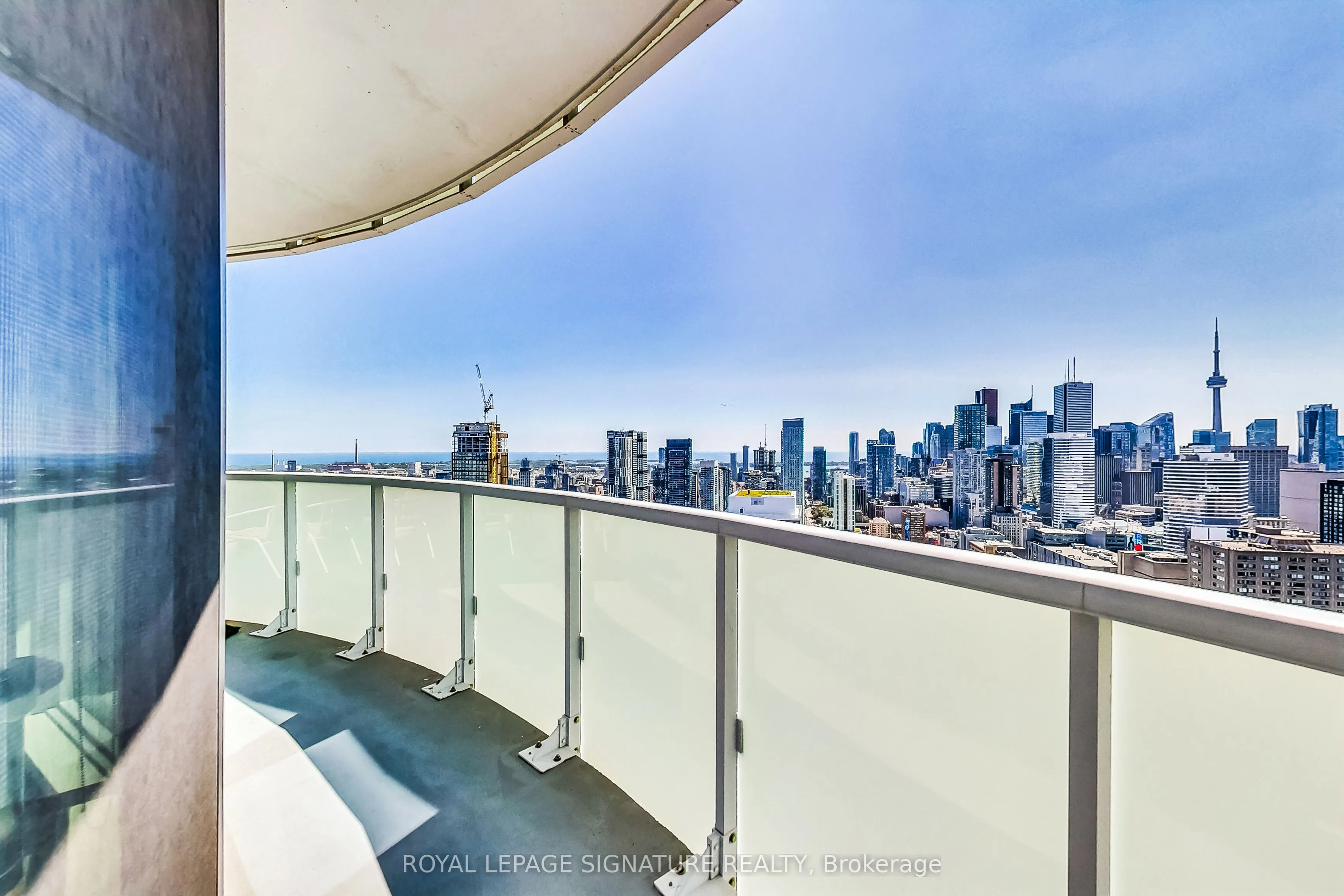 403 Church Street, #4002