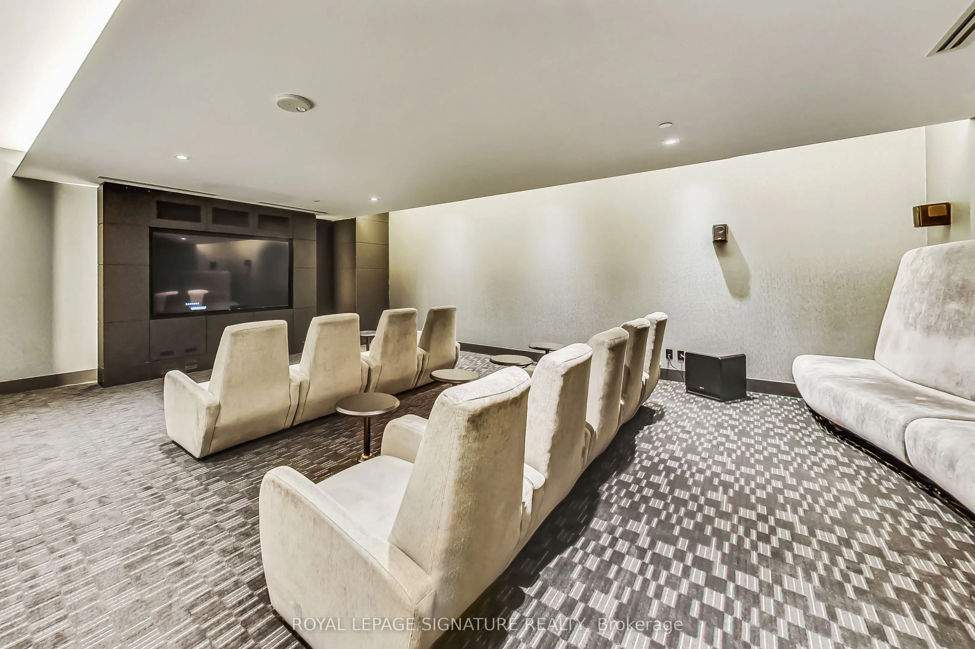 403 Church Street, #4002