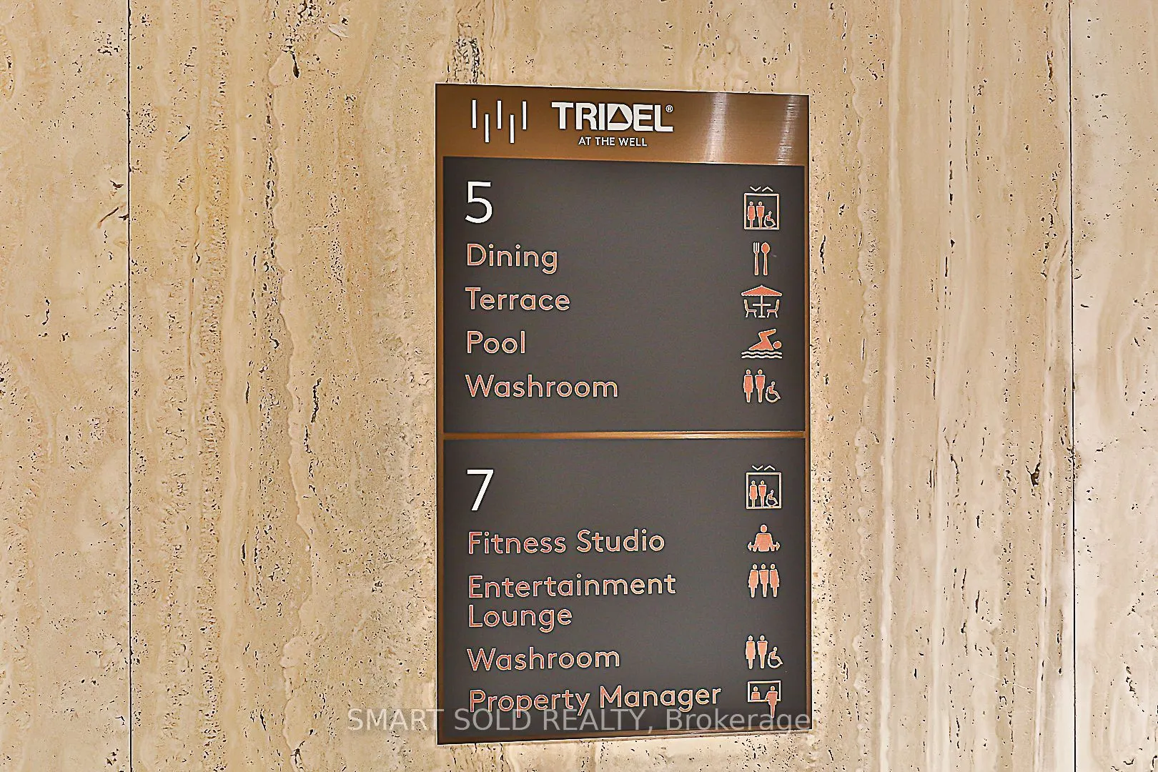 480 Front st west Street W, #1504