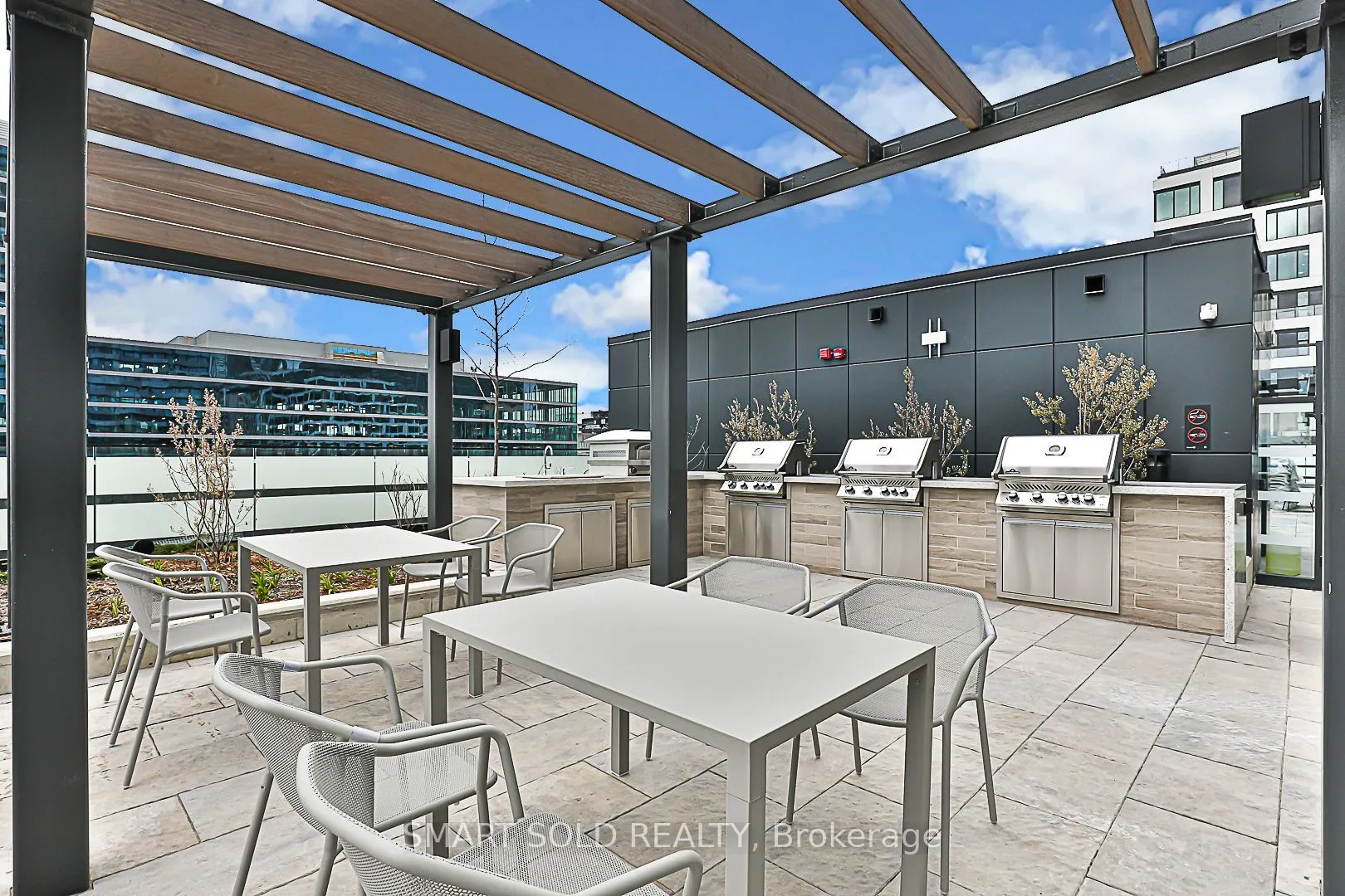 480 Front st west Street W, #1504