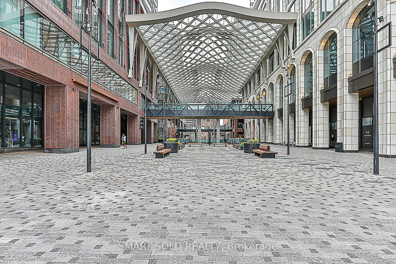 480 Front st west Street W, #1504