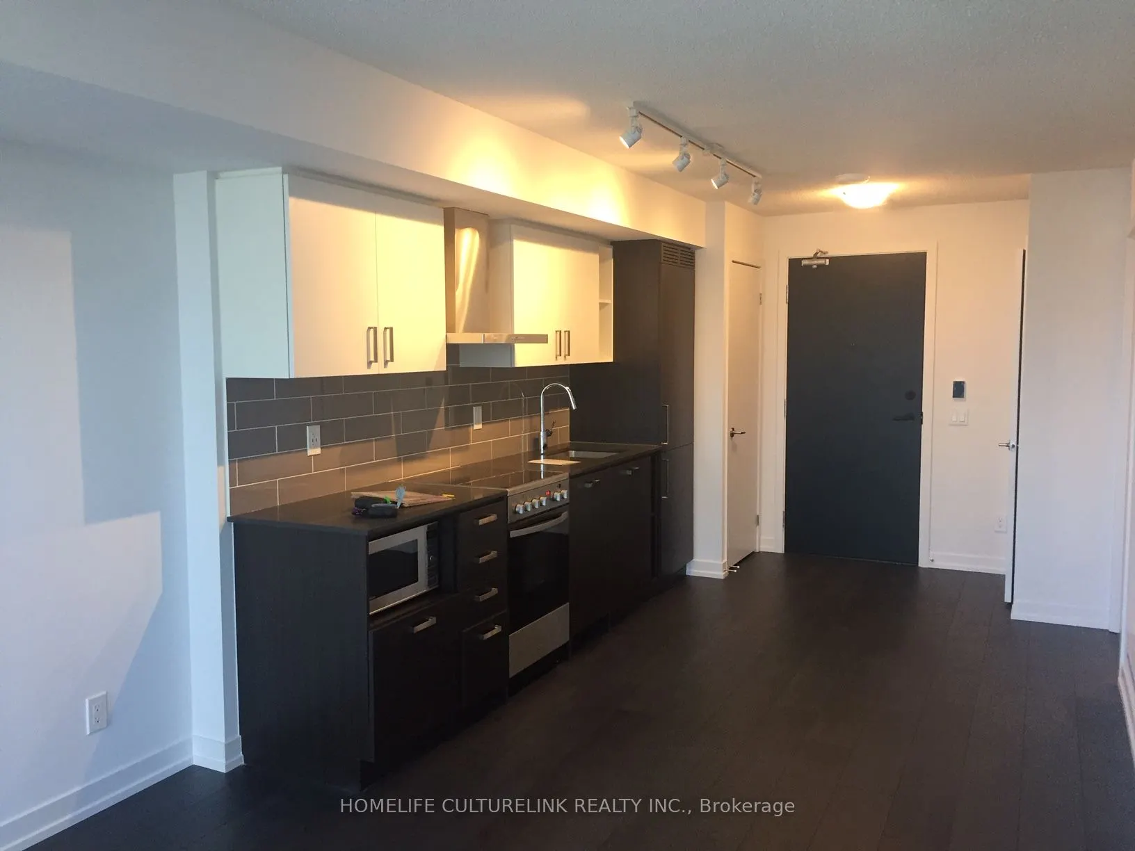125 Redpath Avenue, #2002
