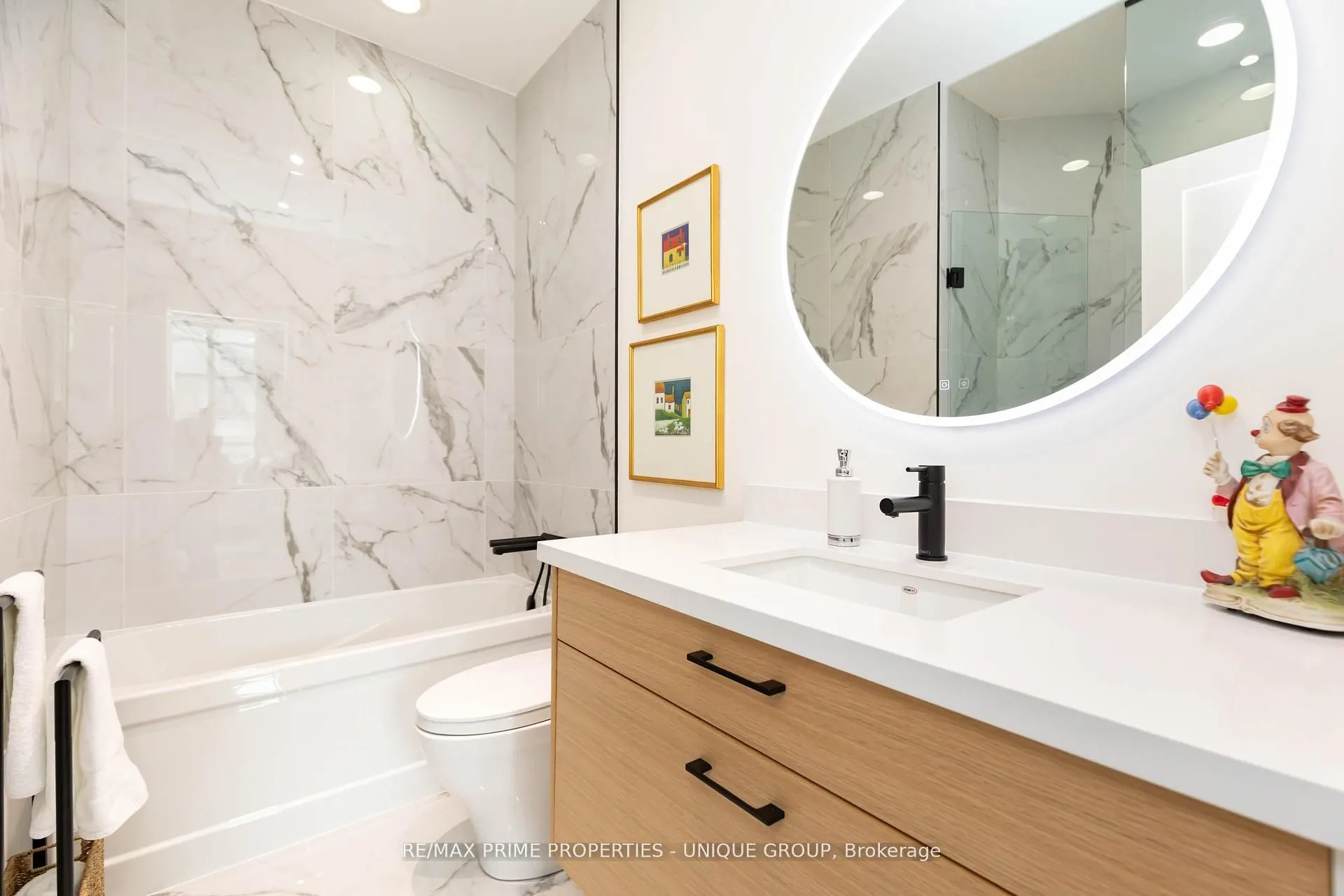 20 Bloorview Place, #218