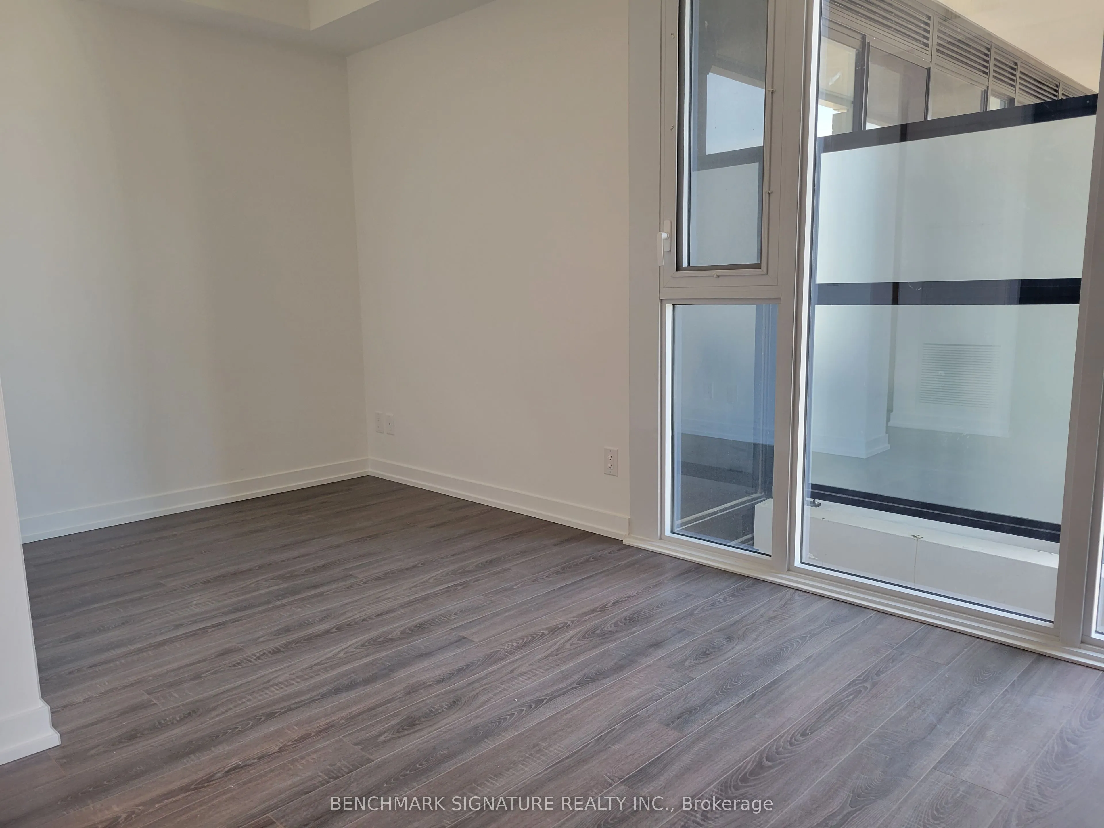 20 Edward Street, #1820