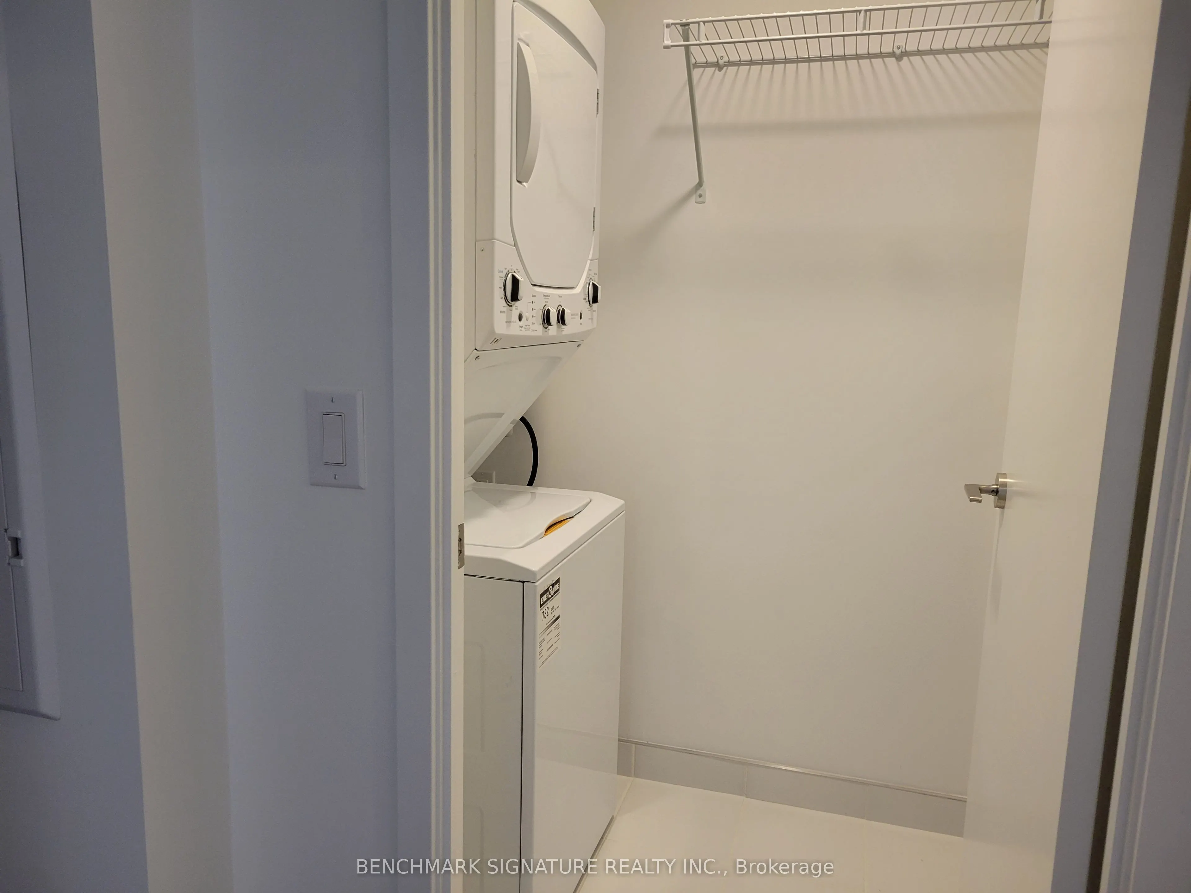 20 Edward Street, #1820