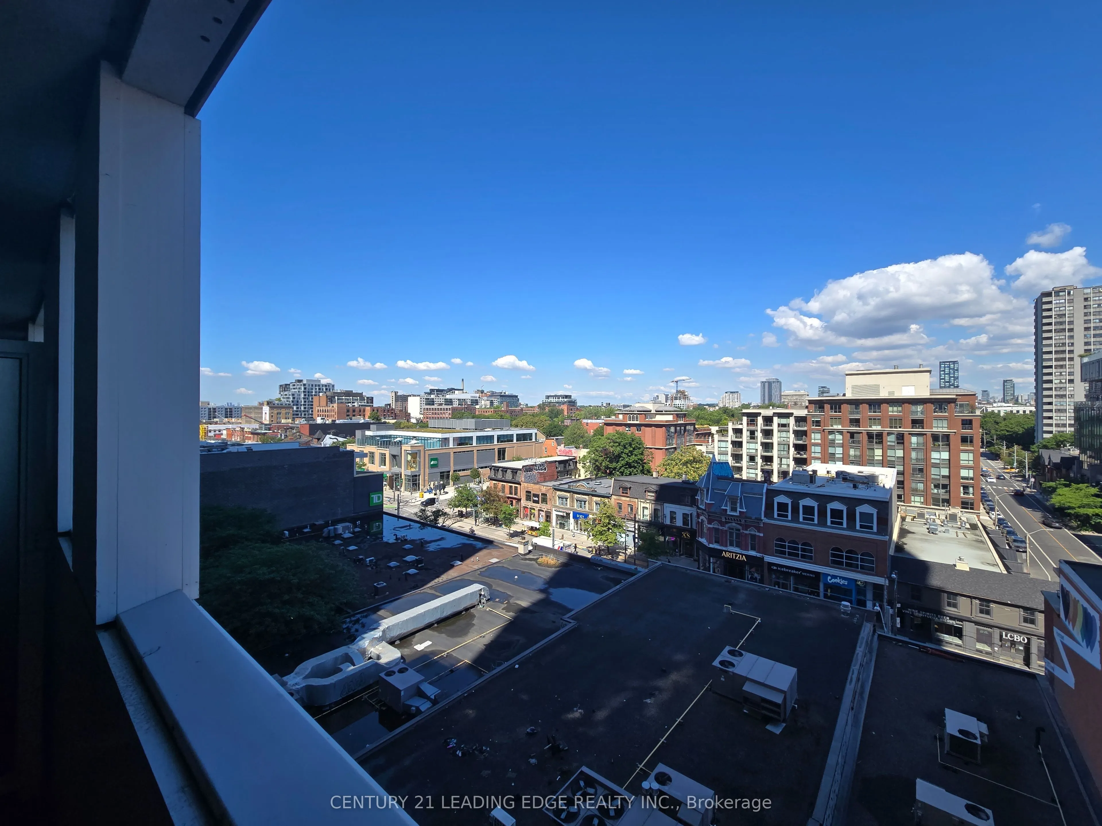 318 RICHMOND Street W, #704