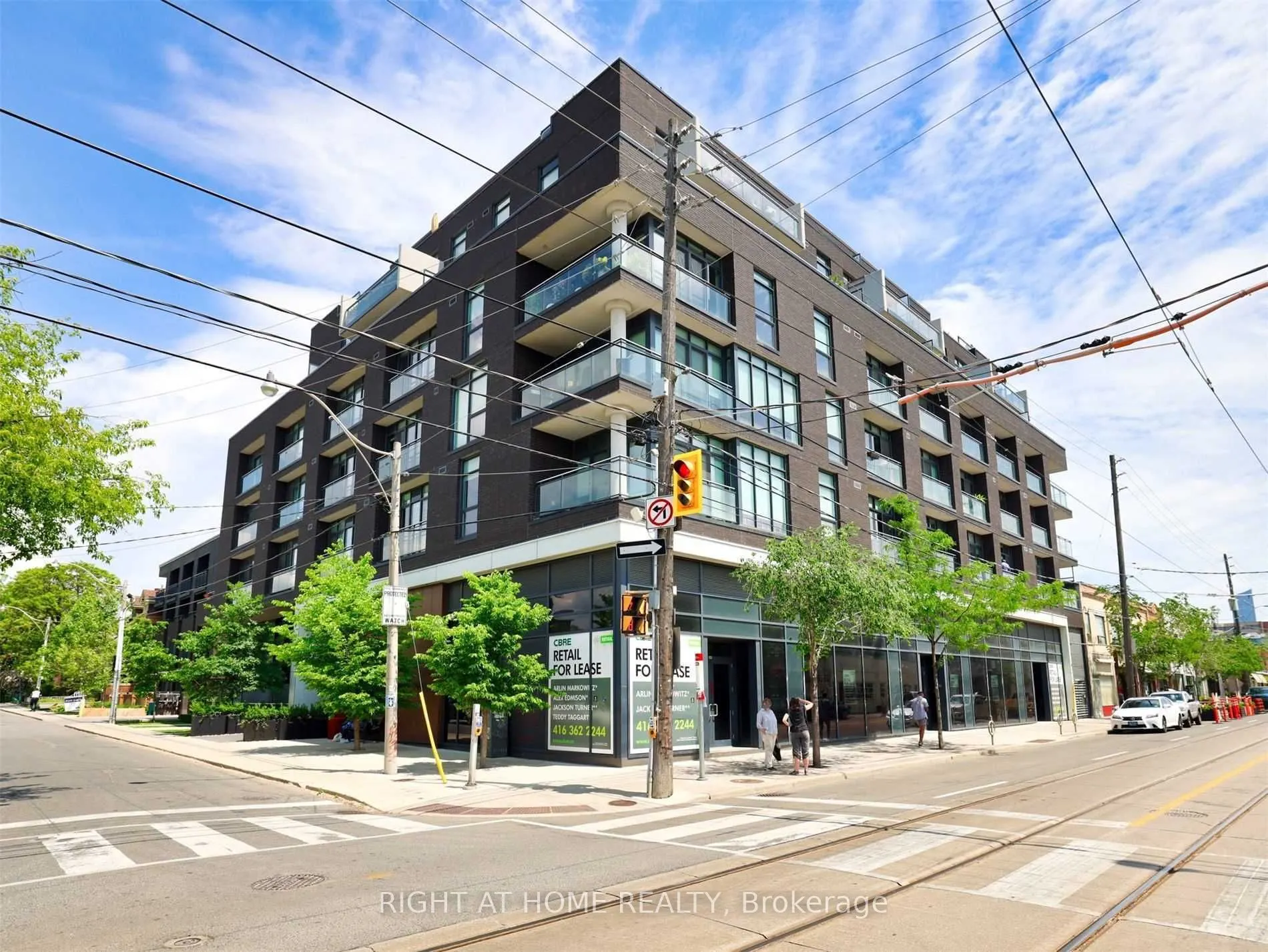 205 Manning Avenue, #103