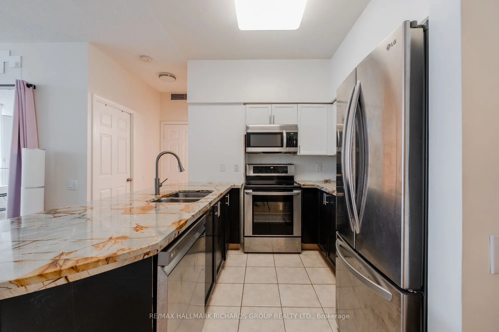 33 Empress Avenue, #517