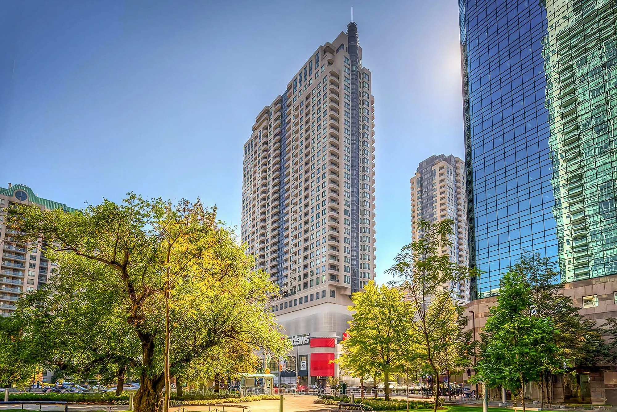 33 Empress Avenue, #517