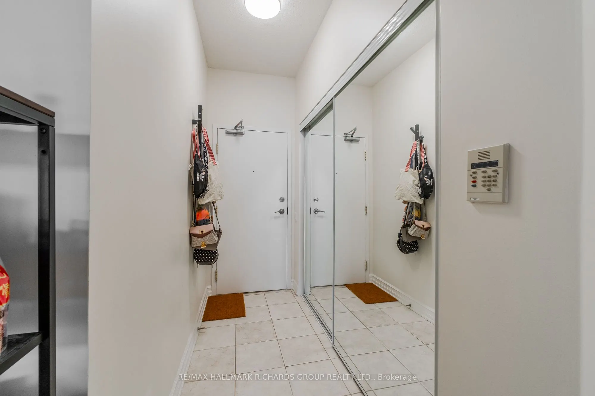 33 Empress Avenue, #517