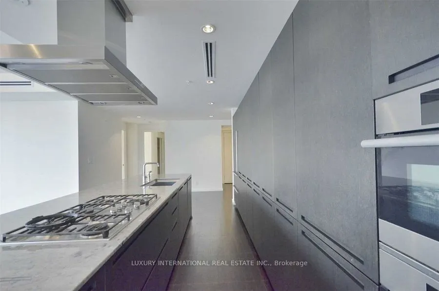 180 University Avenue, #3509