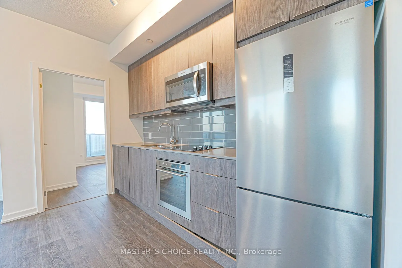 32 Forest Manor Road, #1908