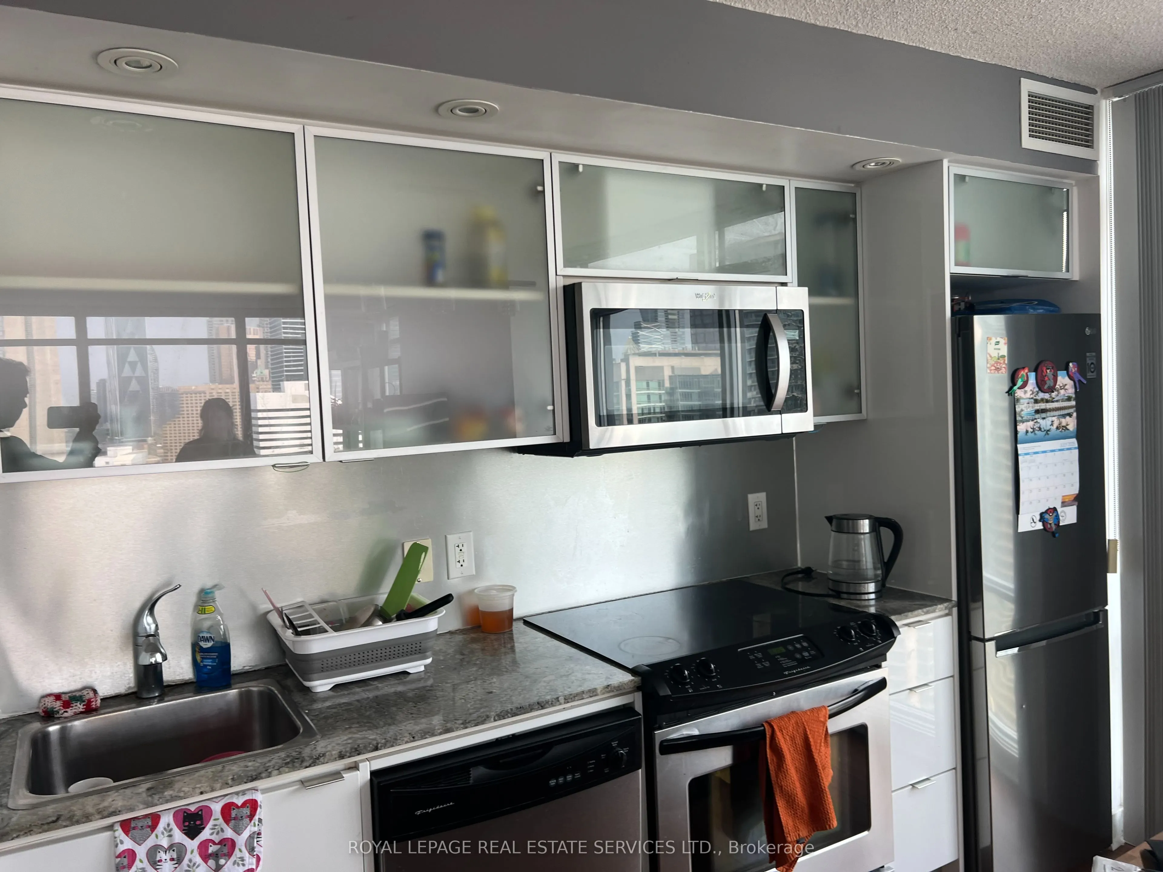 25 Telegram Mews, #2802