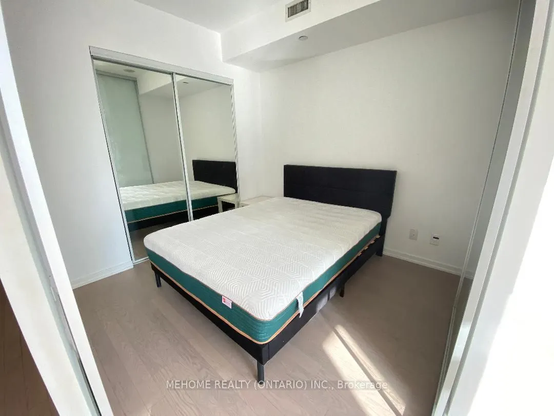 101 Peter Street, #2905