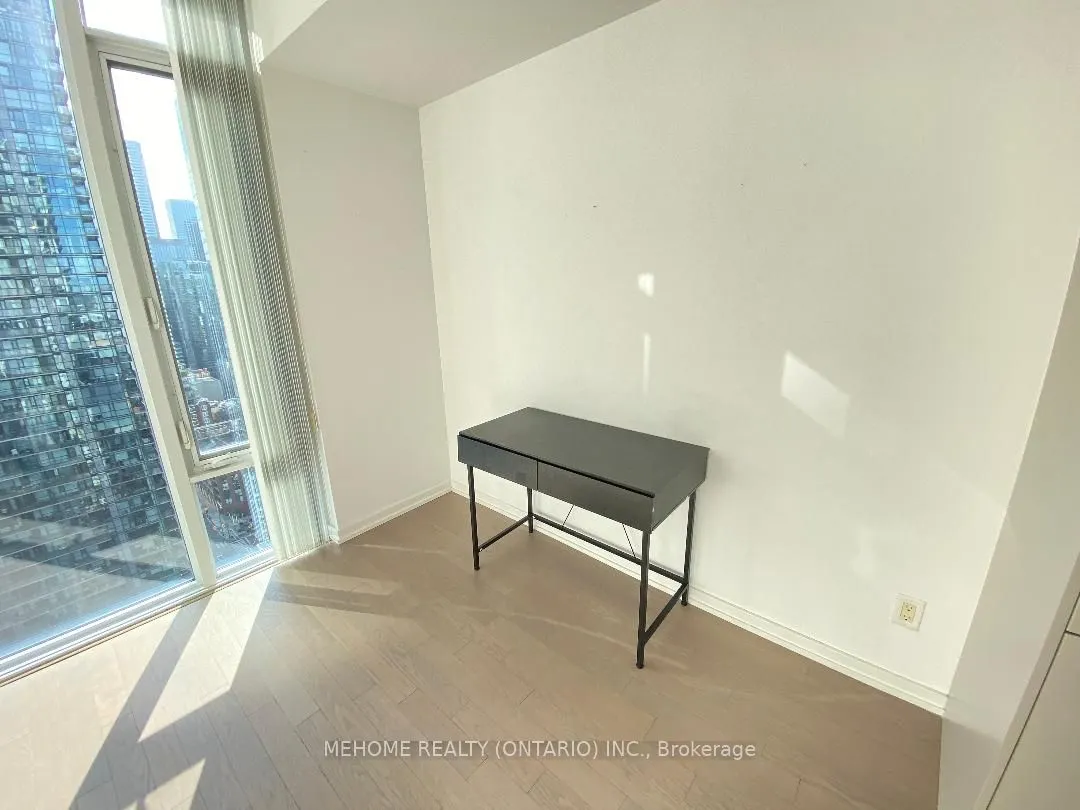 101 Peter Street, #2905