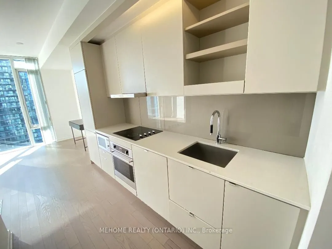 101 Peter Street, #2905