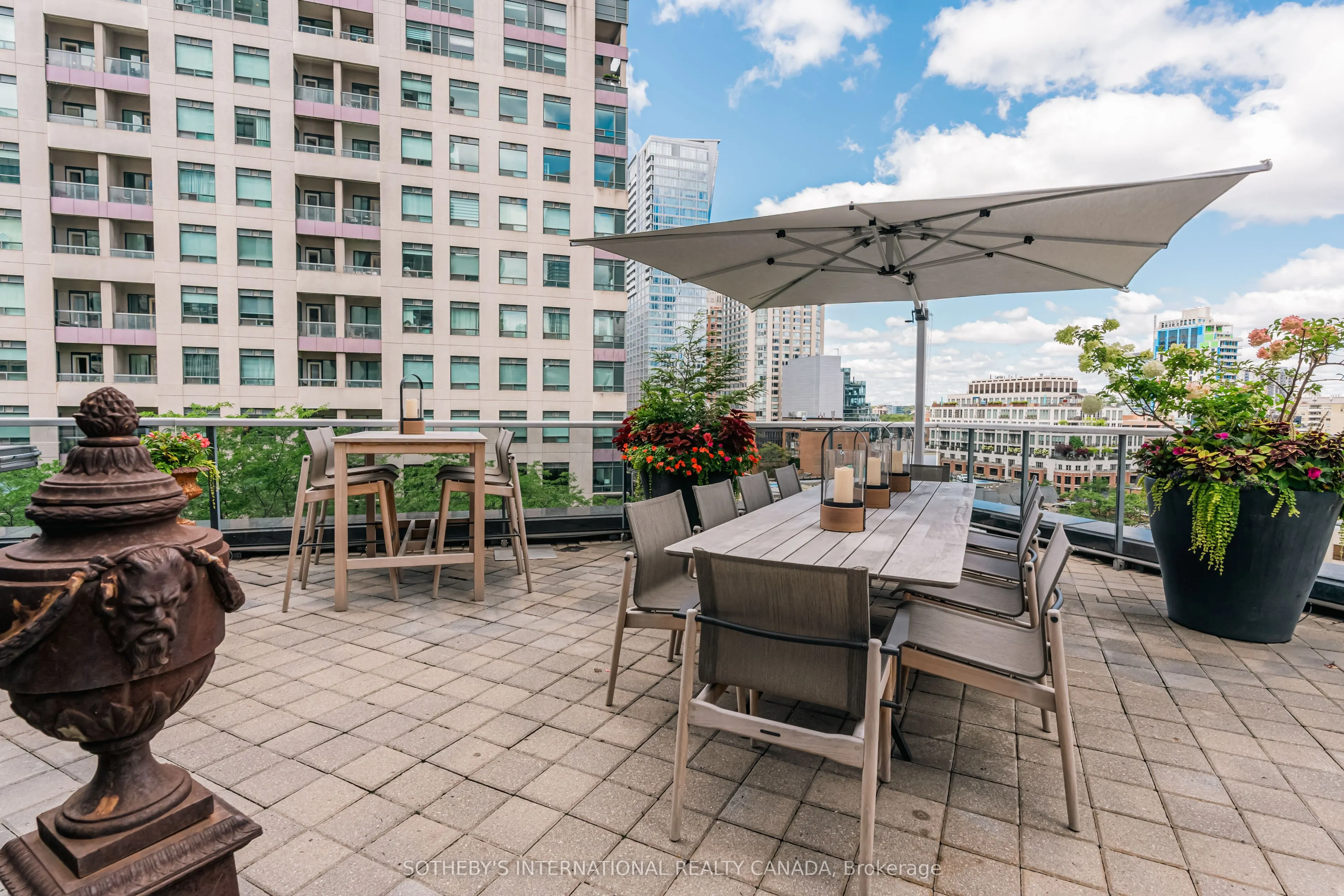 10 Bellair Street, #705