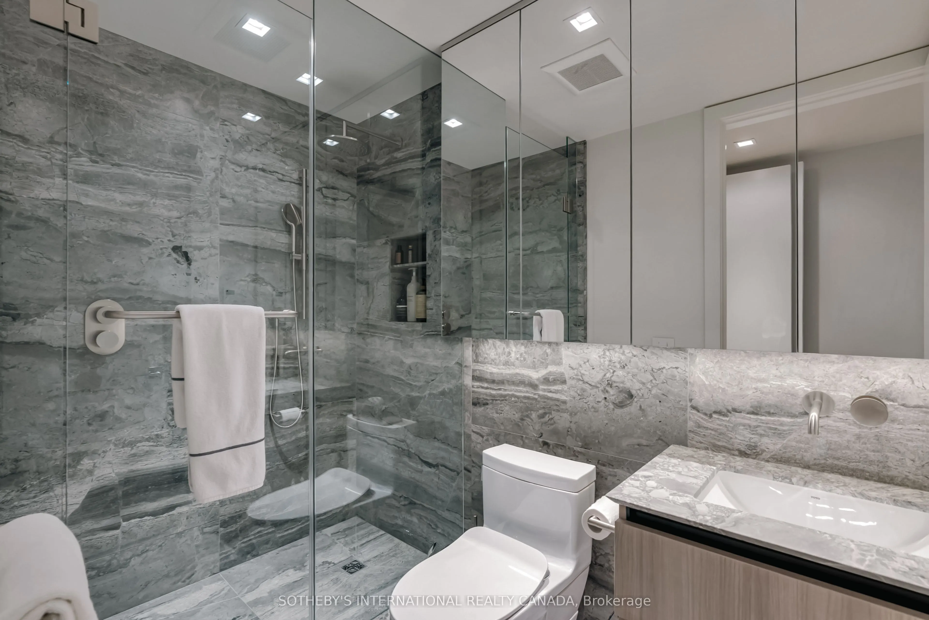 10 Bellair Street, #705