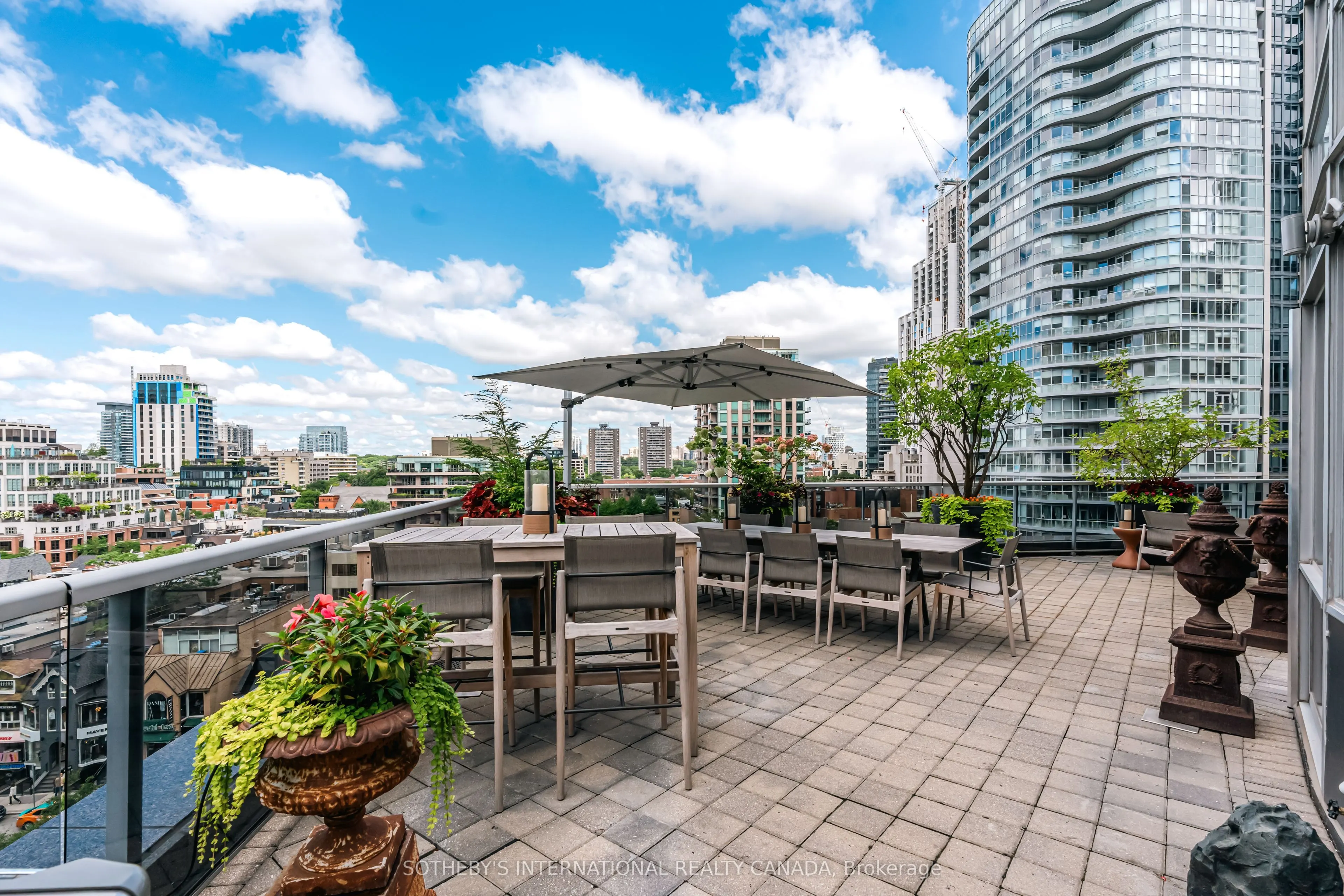 10 Bellair Street, #705