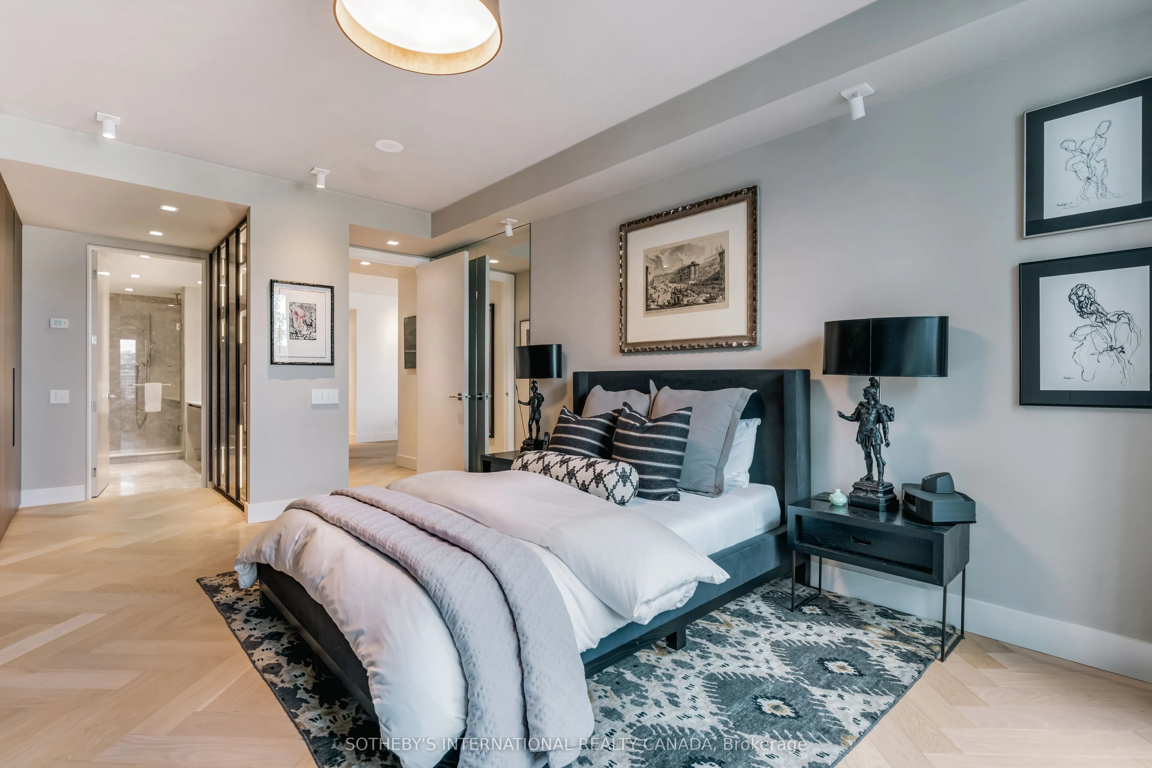 10 Bellair Street, #705