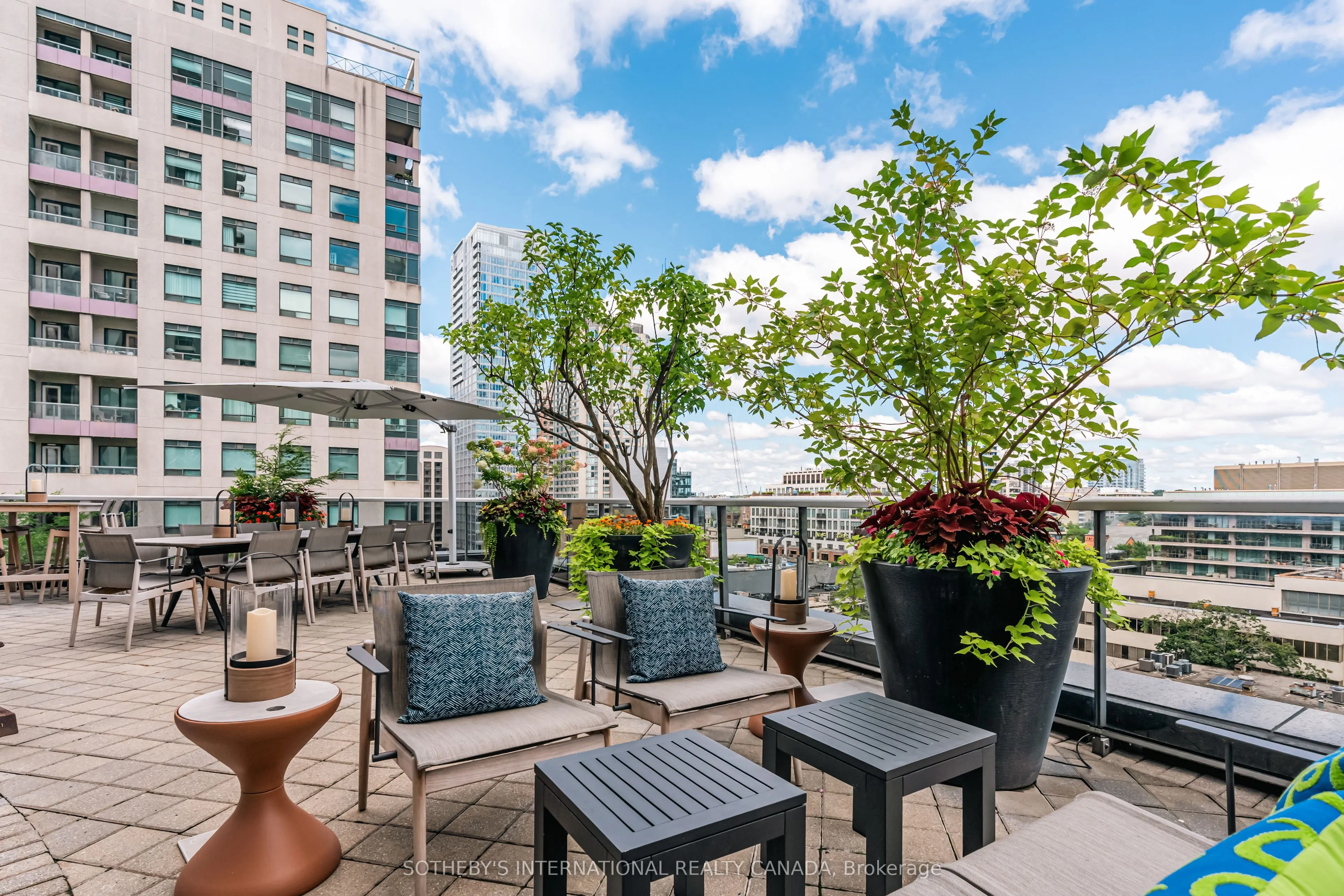 10 Bellair Street, #705
