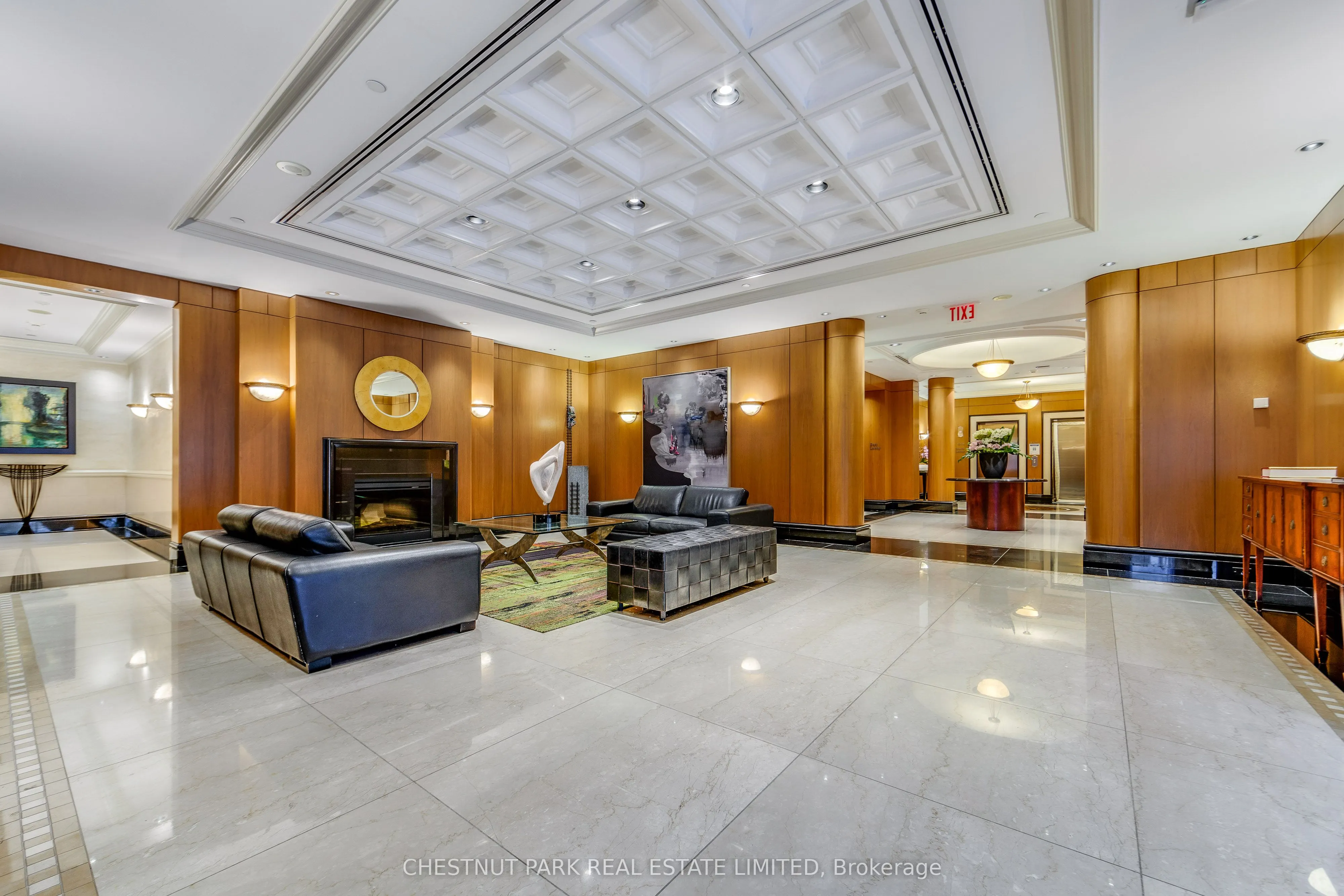 38 Avenue Road, #400