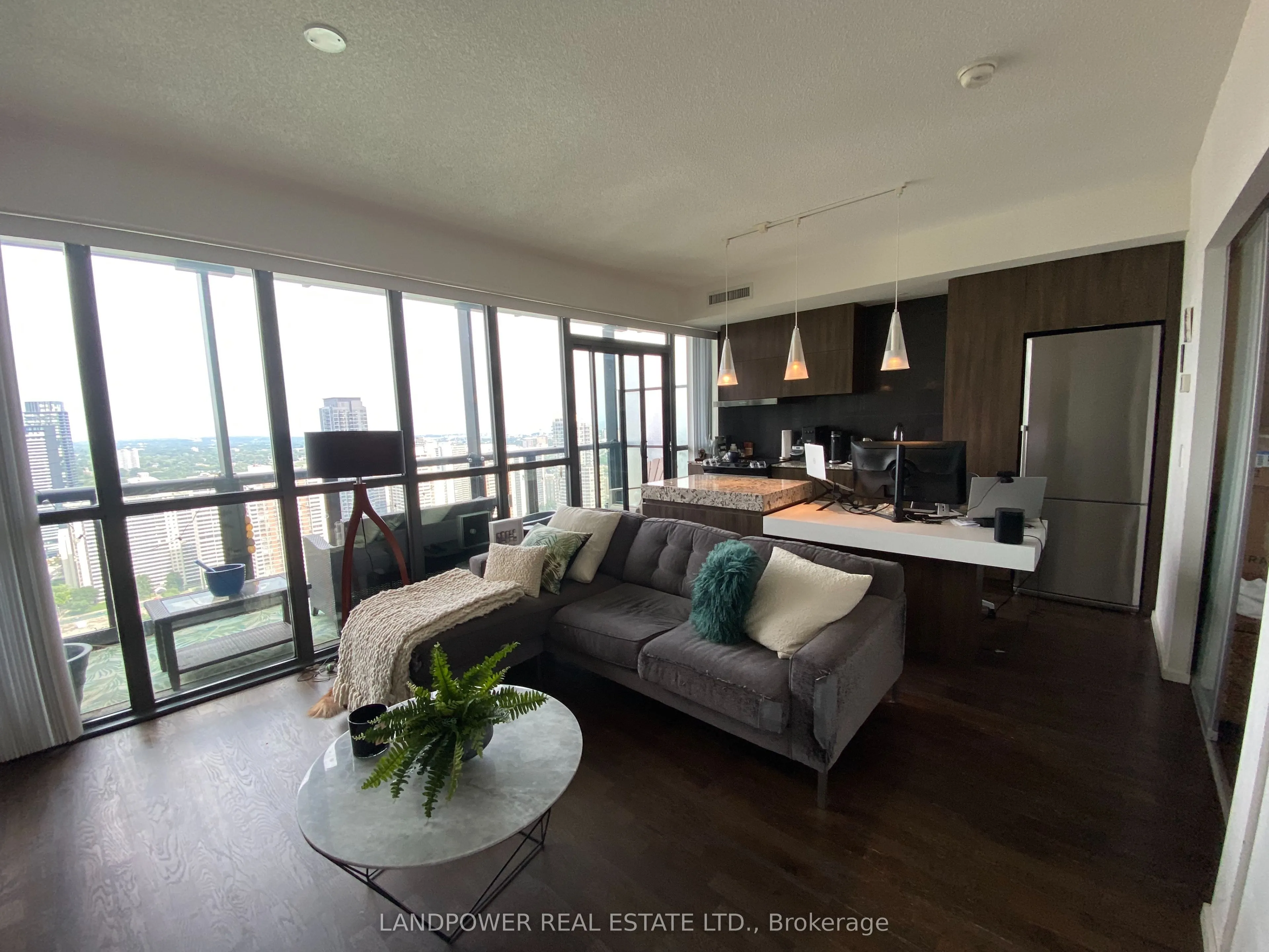 101 Charles Street E, #3511