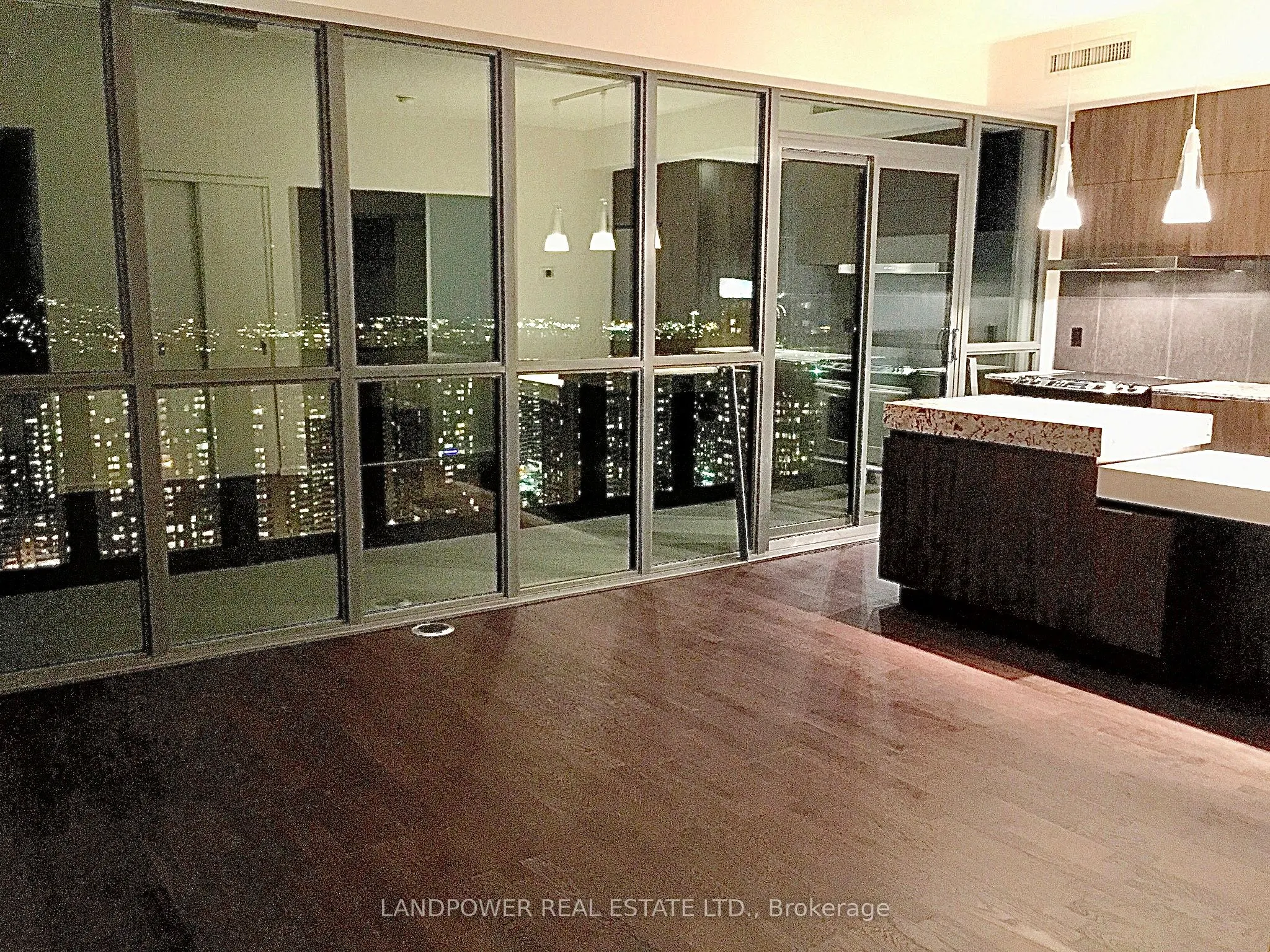 101 Charles Street E, #3511