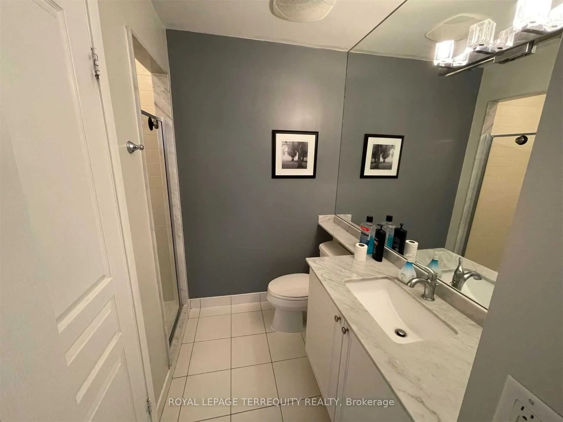18 Yonge Street, #3903