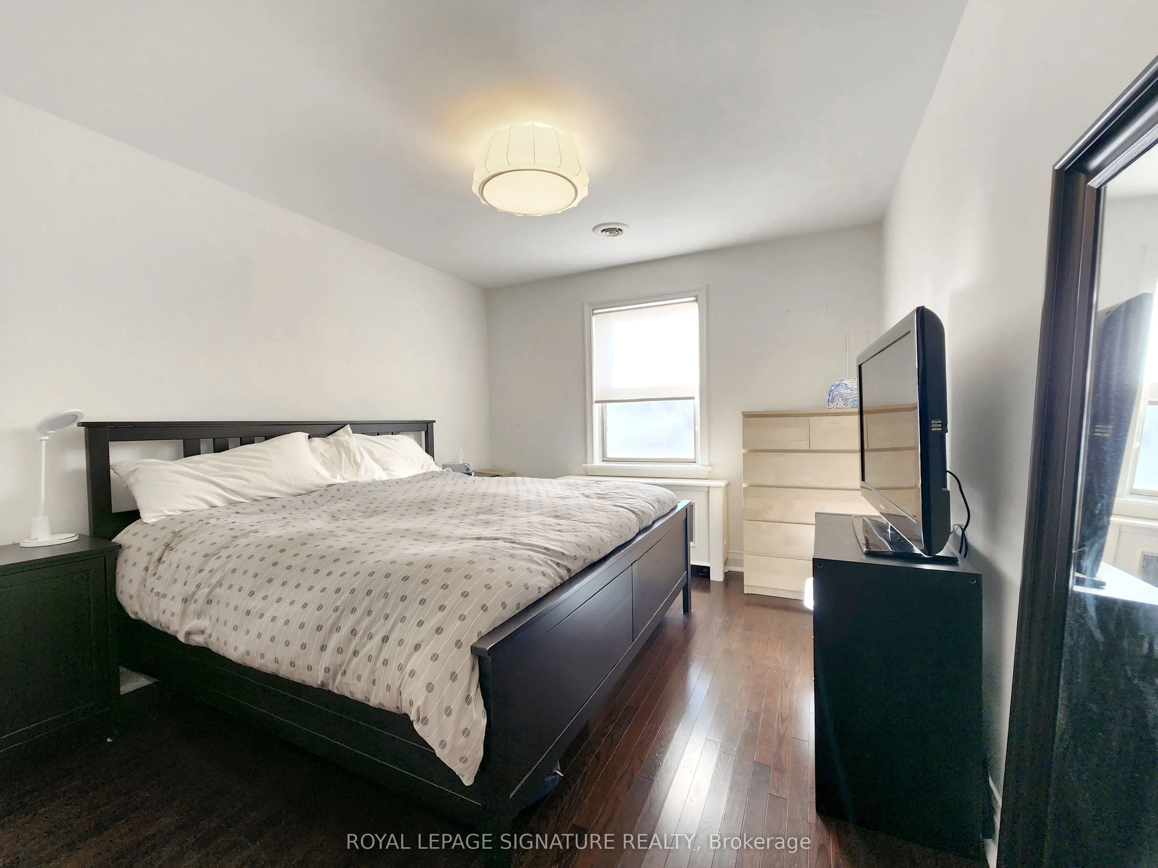 19 Warwick Avenue, #Upper