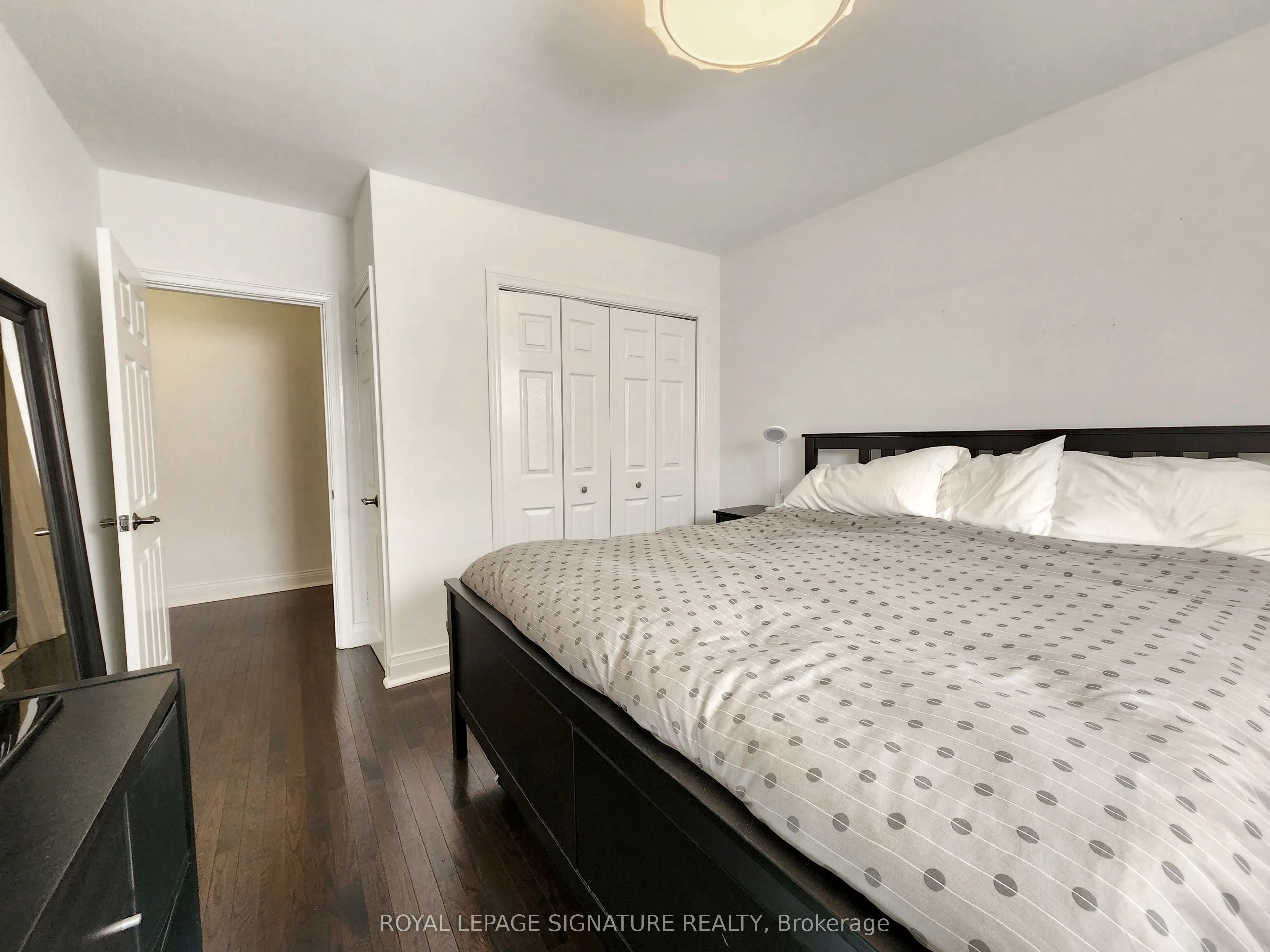 19 Warwick Avenue, #Upper