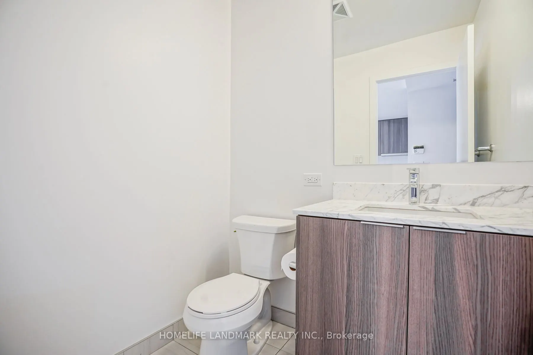 955 Bay Street, #3806