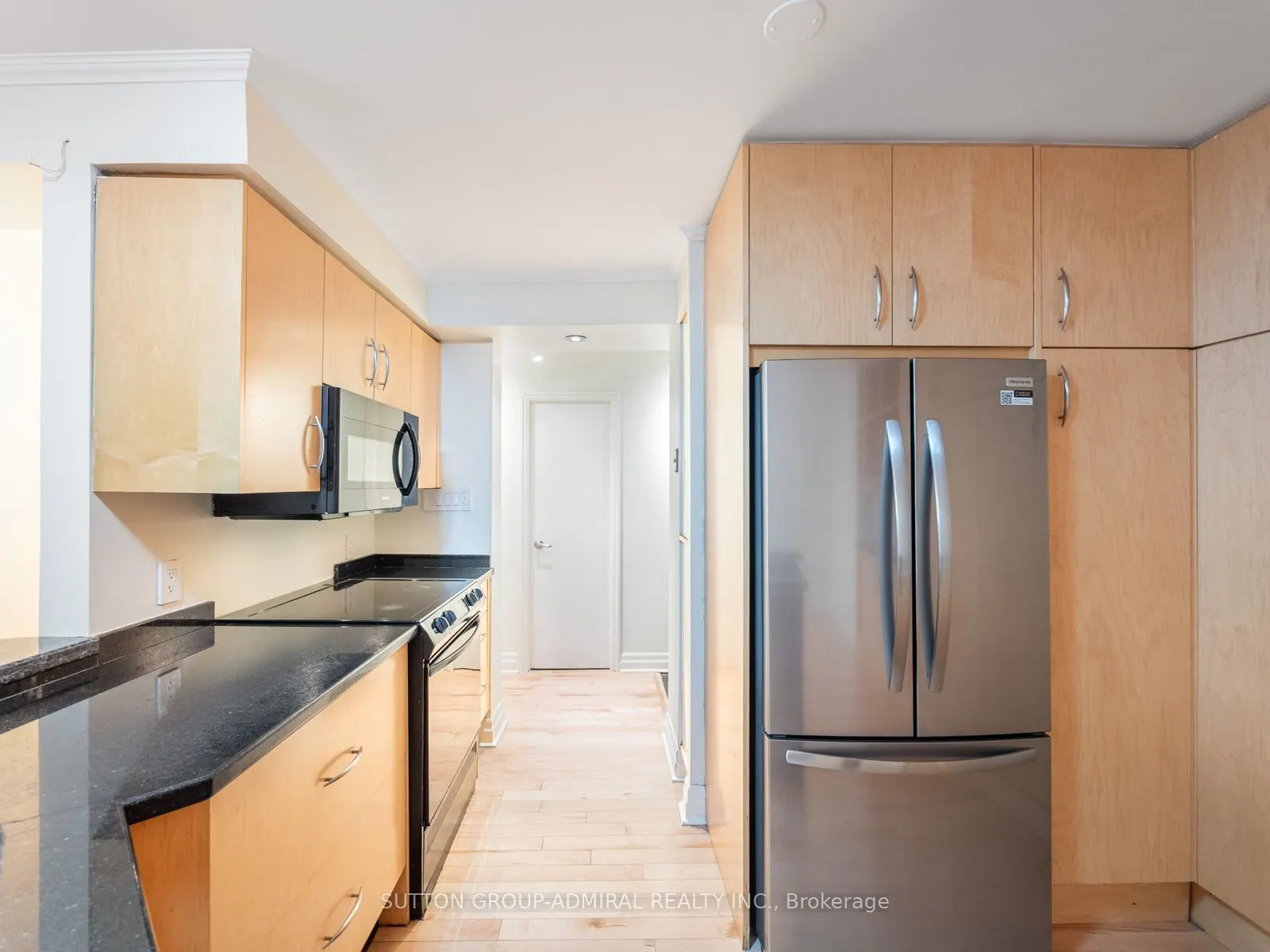 212 St. George Street, #106