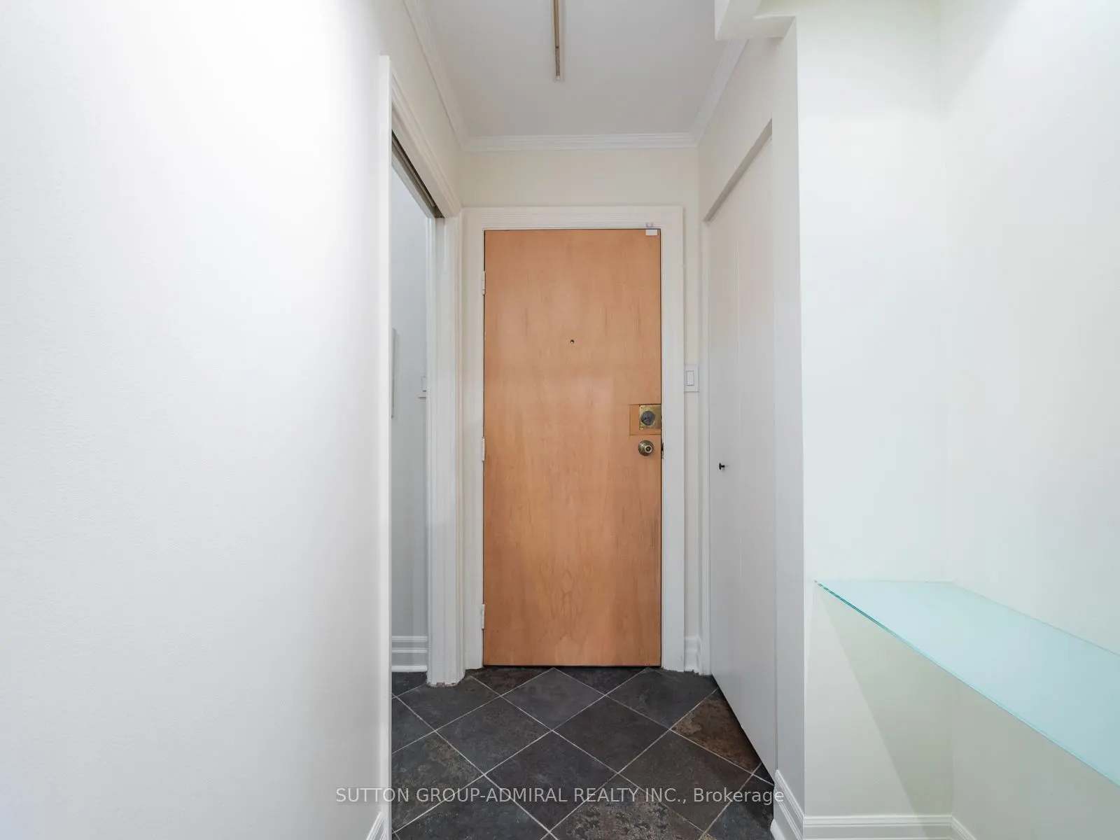 212 St. George Street, #106
