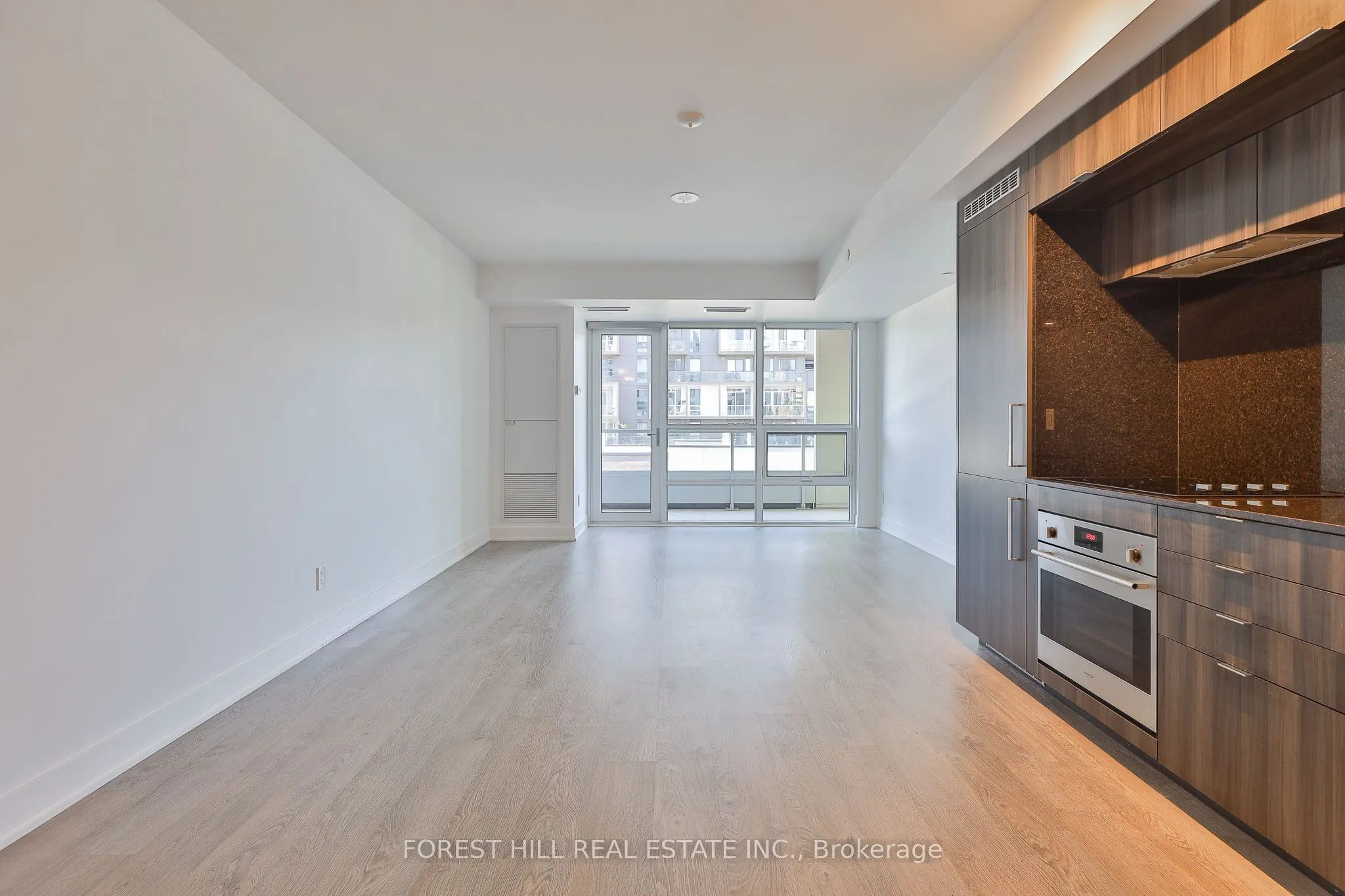 38 Cameron Street, #404