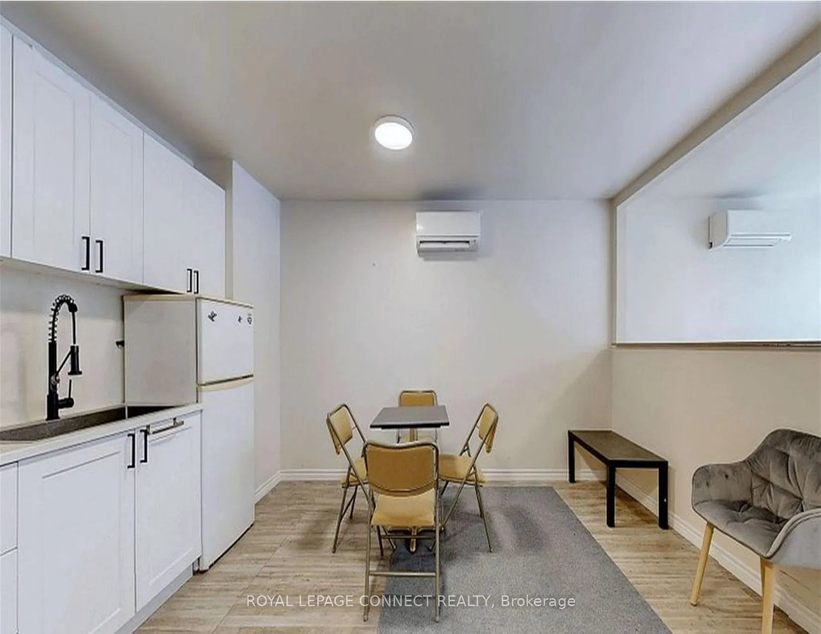 566 Queen Street W
