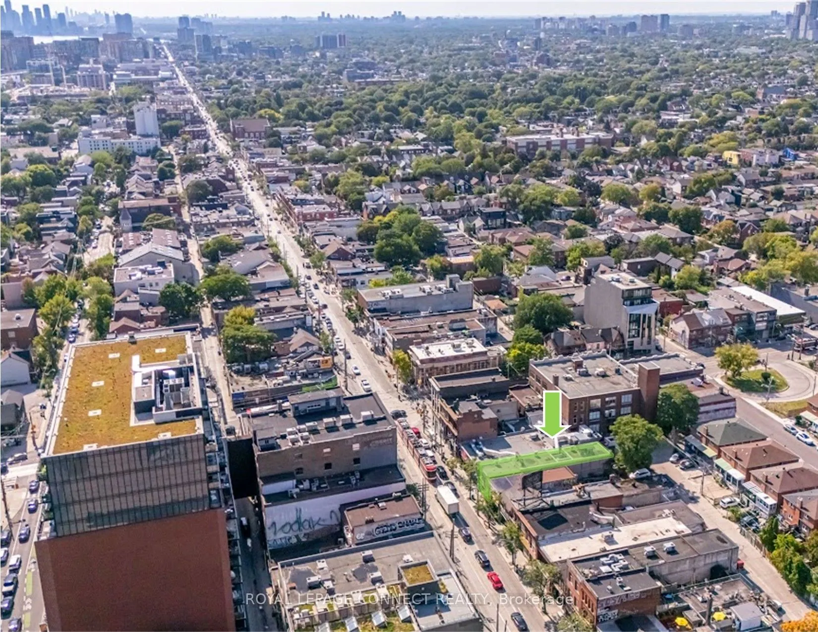 566 Queen Street W