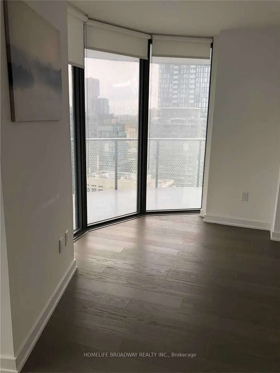 11 Wellesley Street W, #2011