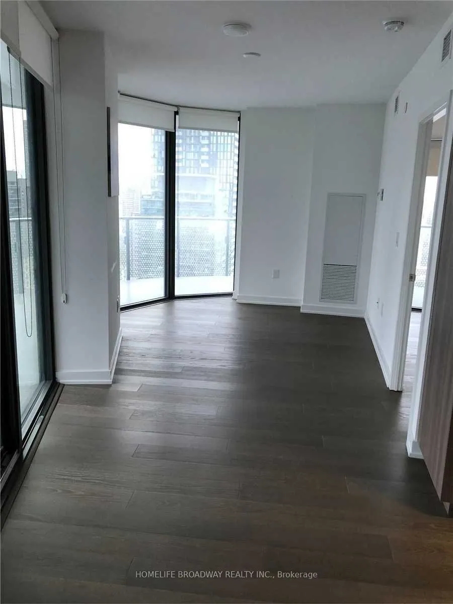 11 Wellesley Street W, #2011