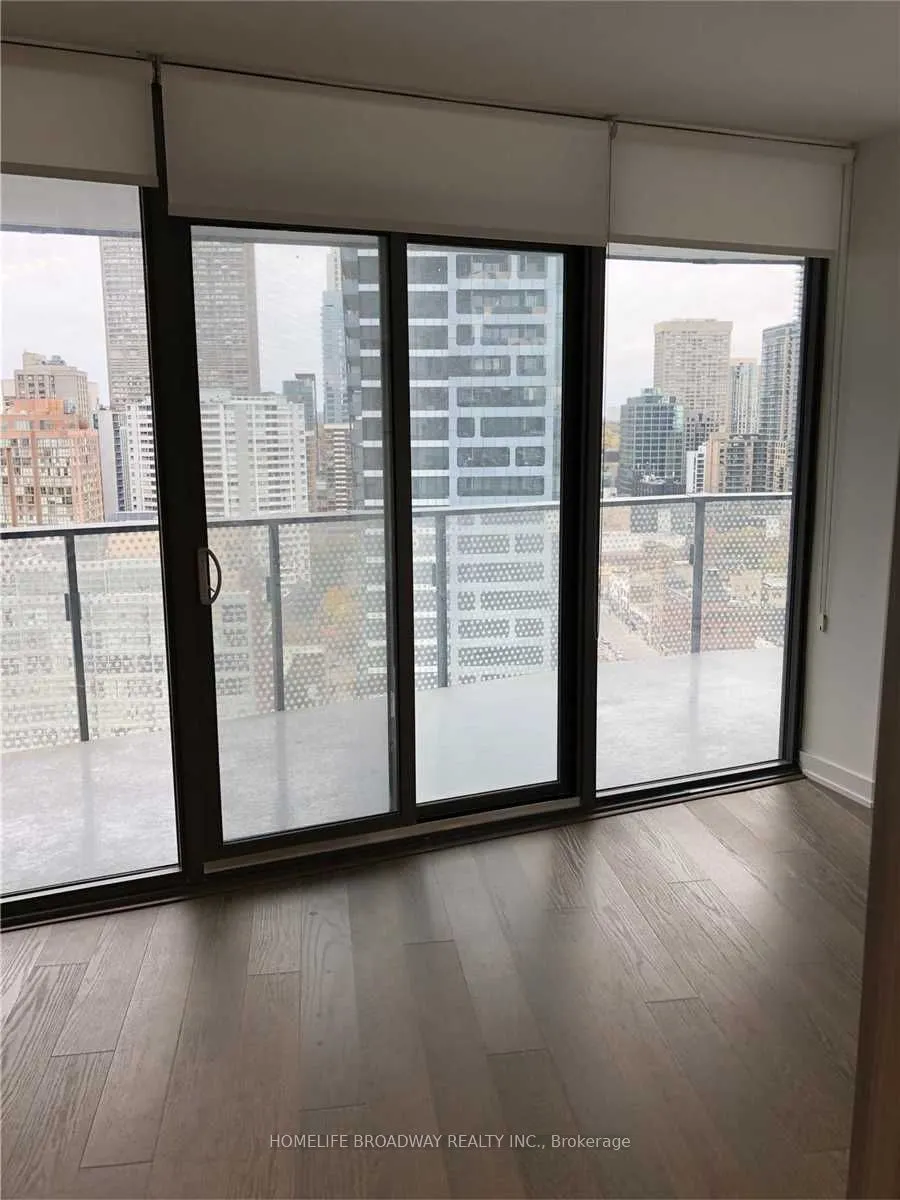 11 Wellesley Street W, #2011