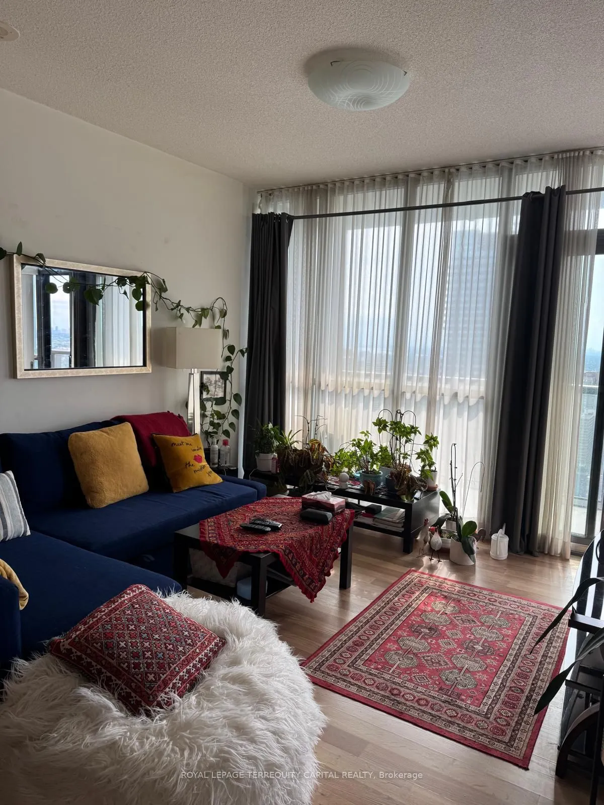 110 Charles Street E, #4103