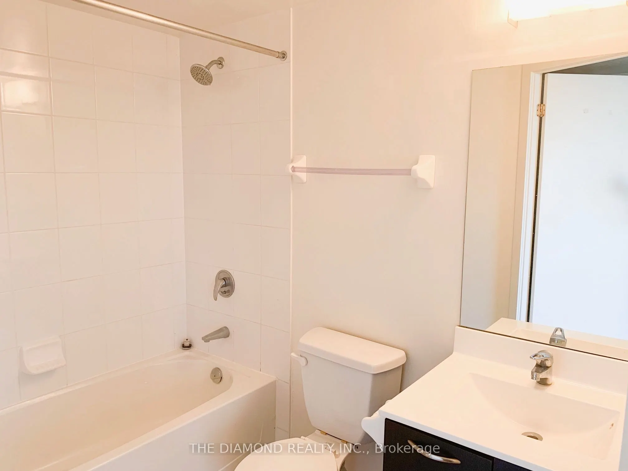 38 Joe Shuster Way, #619
