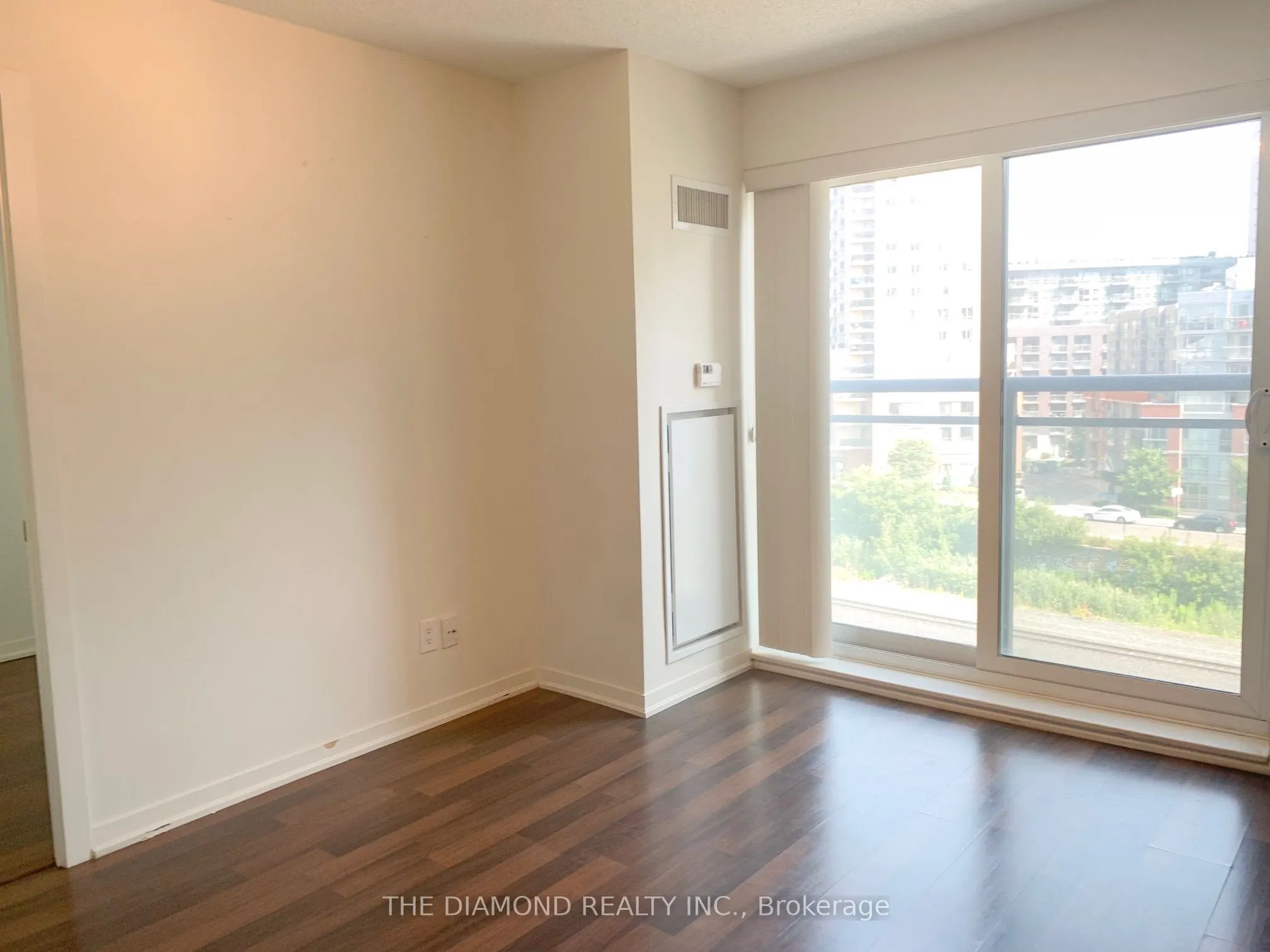 38 Joe Shuster Way, #619