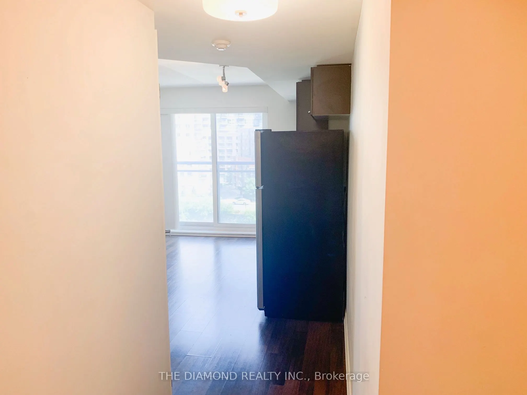 38 Joe Shuster Way, #619