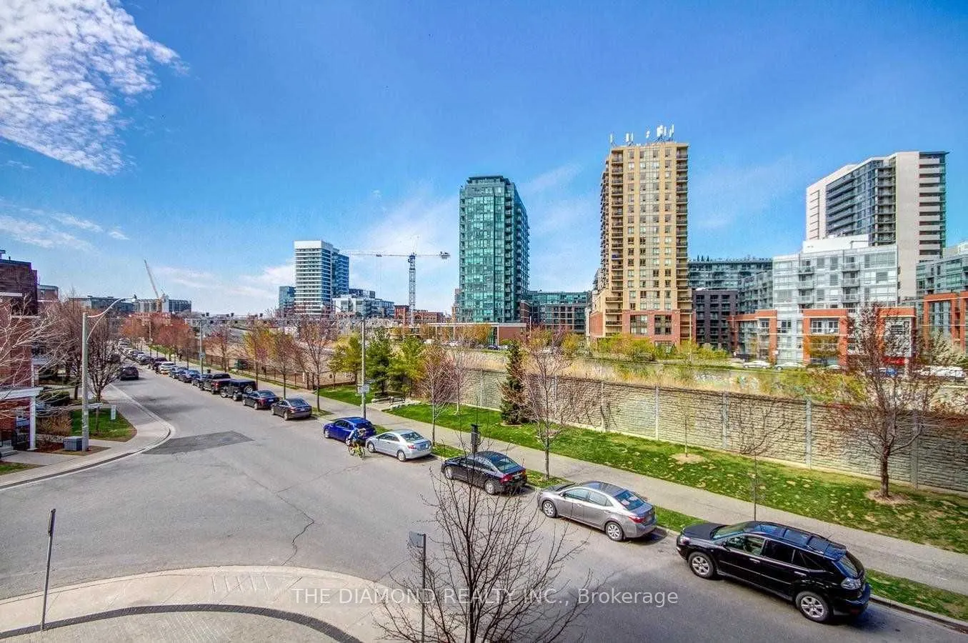 38 Joe Shuster Way, #619