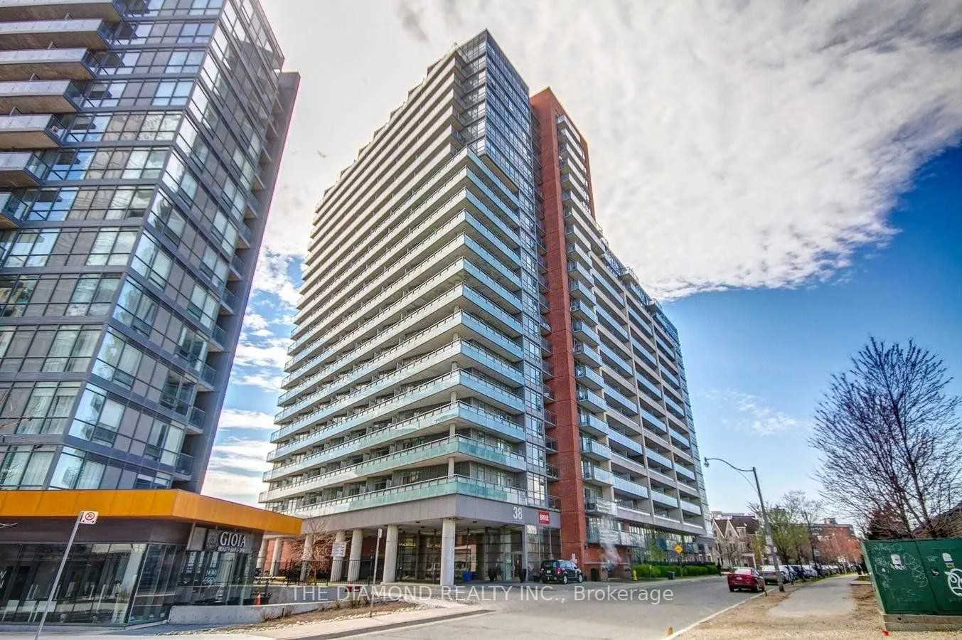 38 Joe Shuster Way, #619