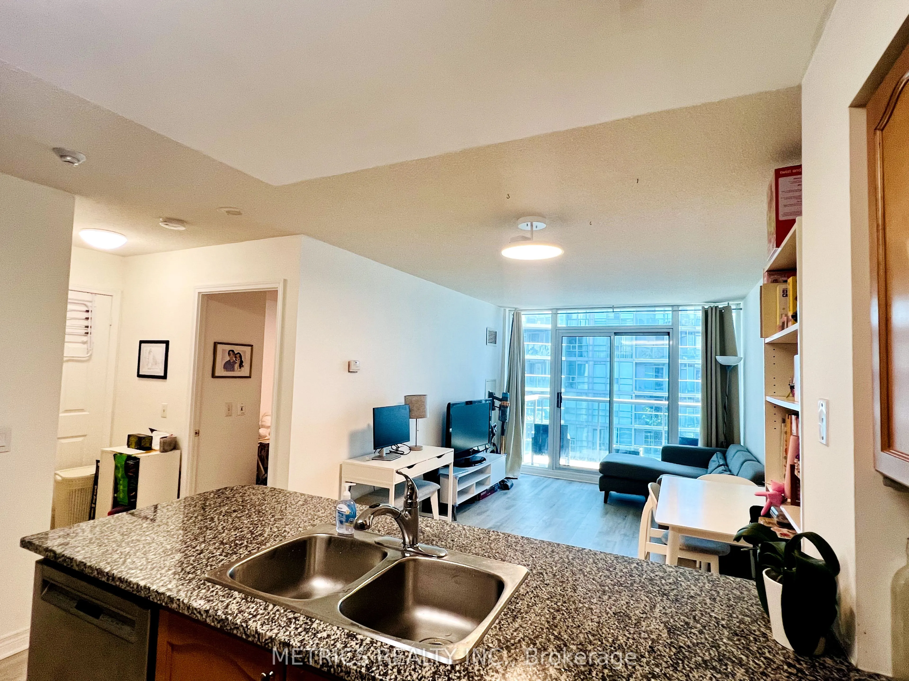 51 Lower Simcoe Street, #1902