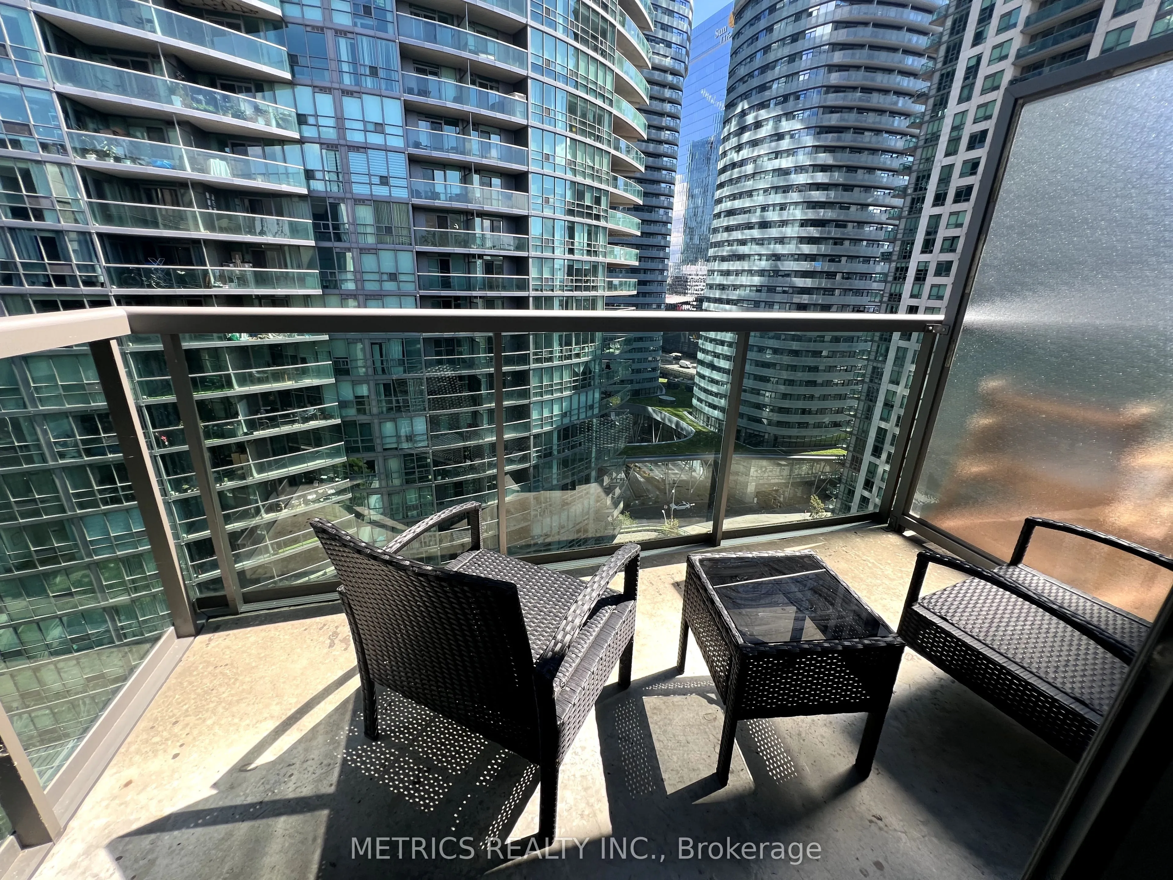 51 Lower Simcoe Street, #1902