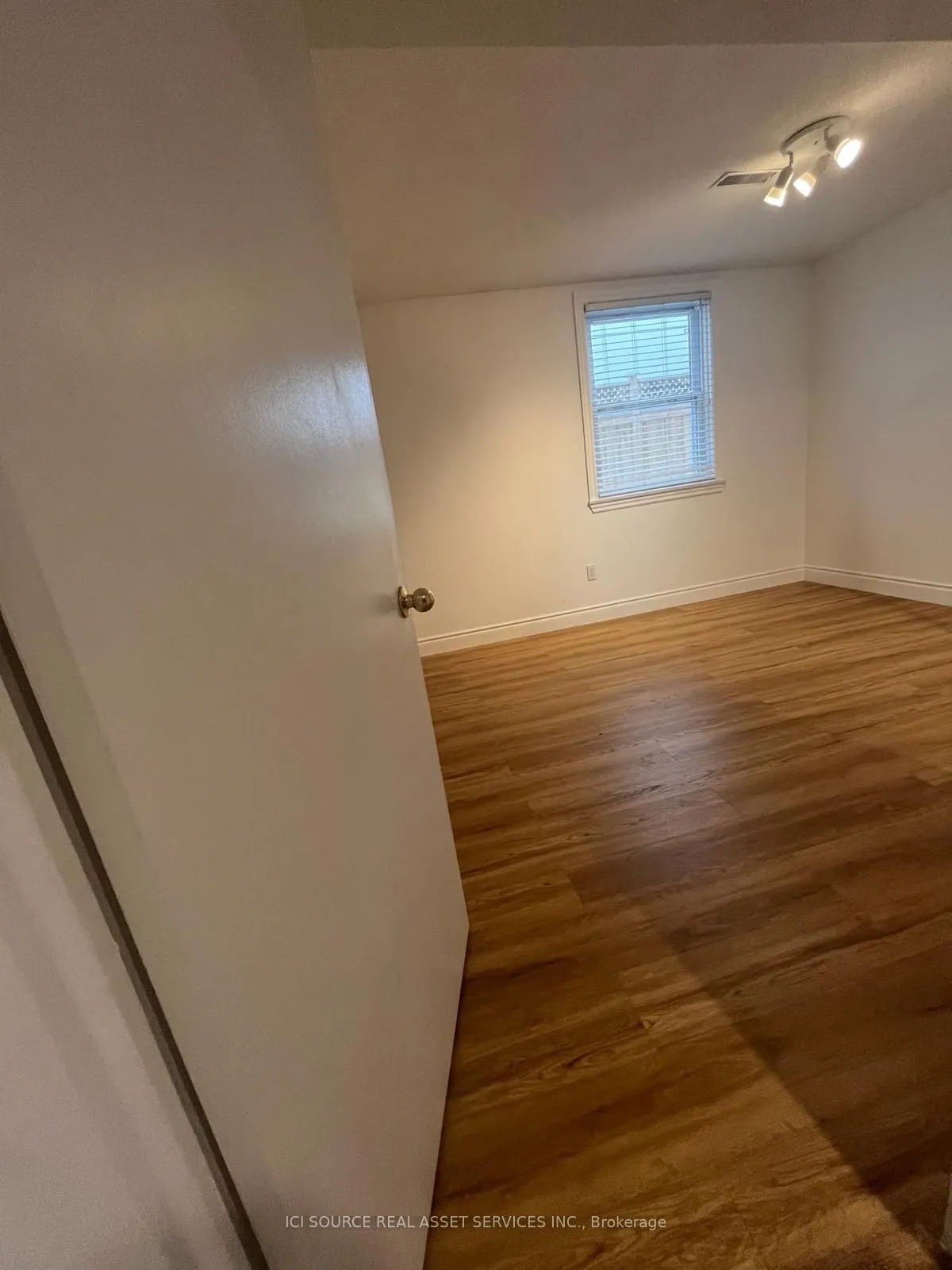 312 Horsham Avenue, #Lower